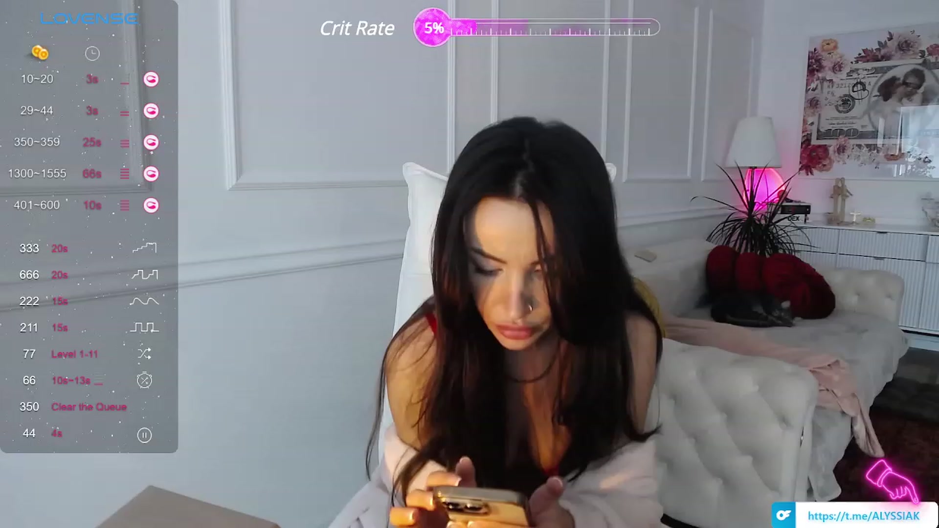 Gallery image thumbnail from AlyssiaKENT1's myfreecams stream on, 10/25/2023, 09:03 image 6 of 20