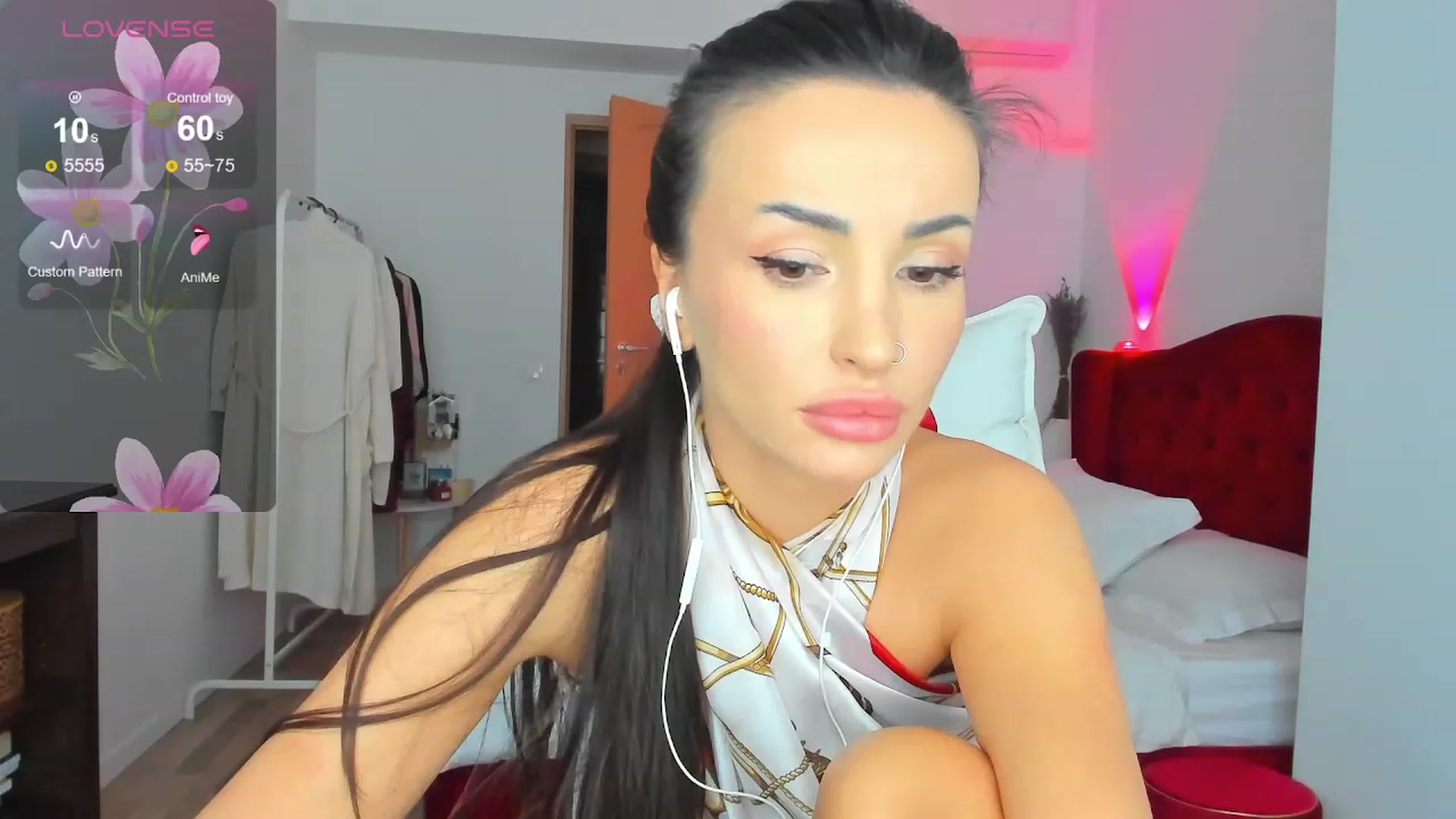 Gallery image thumbnail from AlyssiaKENT1's myfreecams stream on, 12/09/2023, 11:10 image 2 of 20