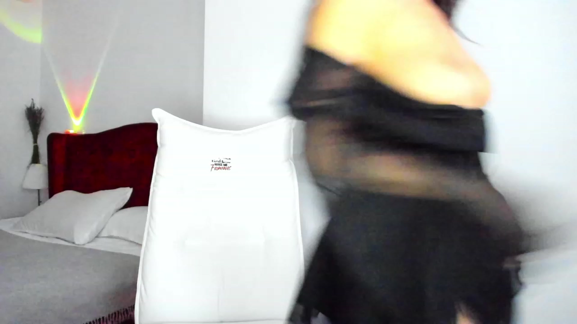 Gallery image thumbnail from AlyssiaKENT1's myfreecams stream on, 12/11/2023, 06:44 image 14 of 20