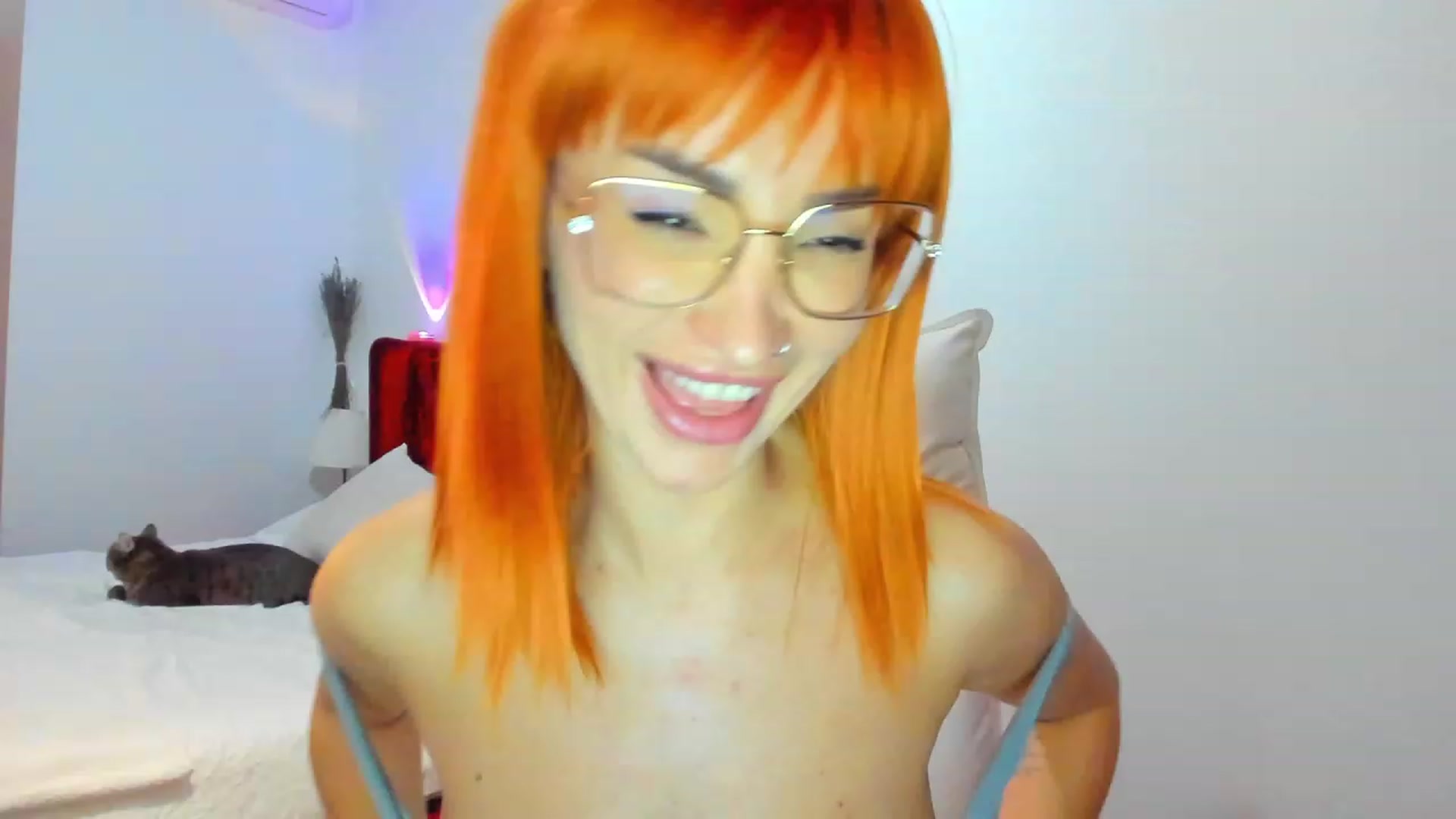 Gallery image thumbnail from AlyssiaKENT1's myfreecams stream on, 12/13/2023, 17:07 image 13 of 20