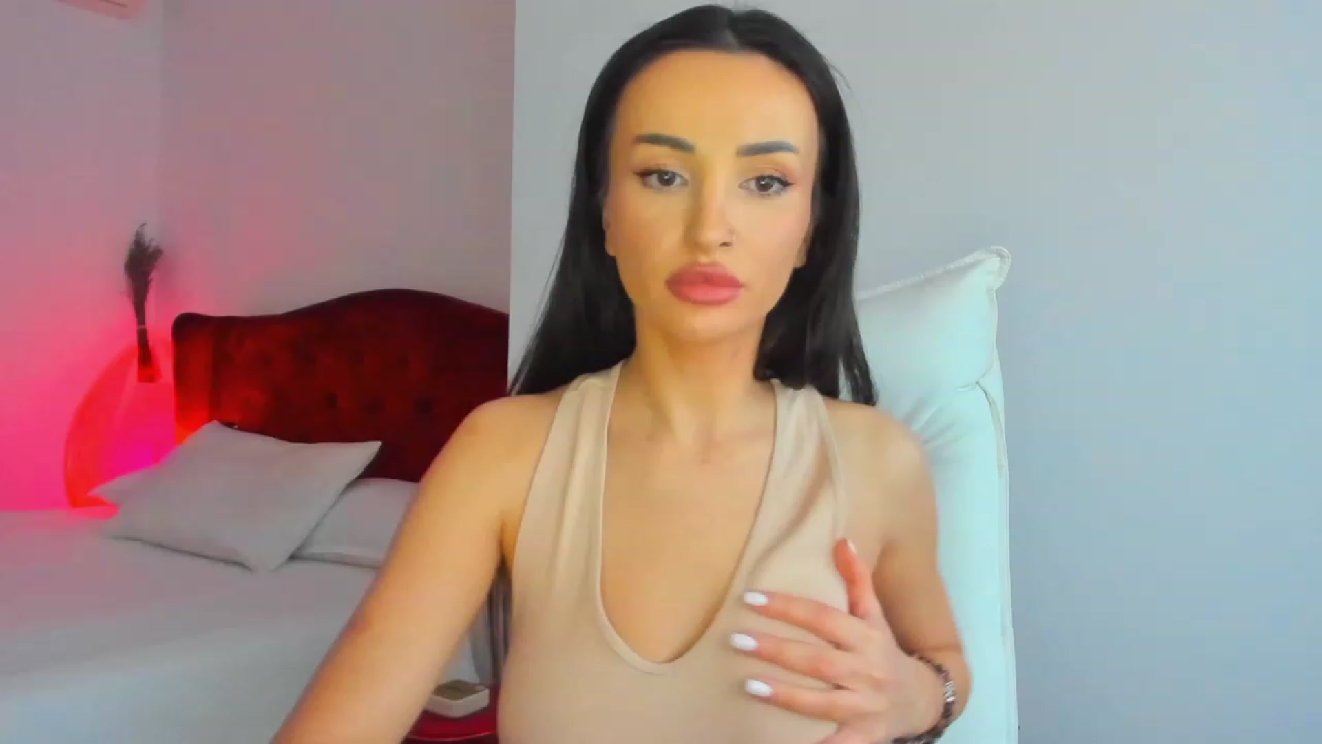 Gallery image thumbnail from AlyssiaKENT1's myfreecams stream on, 12/19/2023, 15:00 image 9 of 20