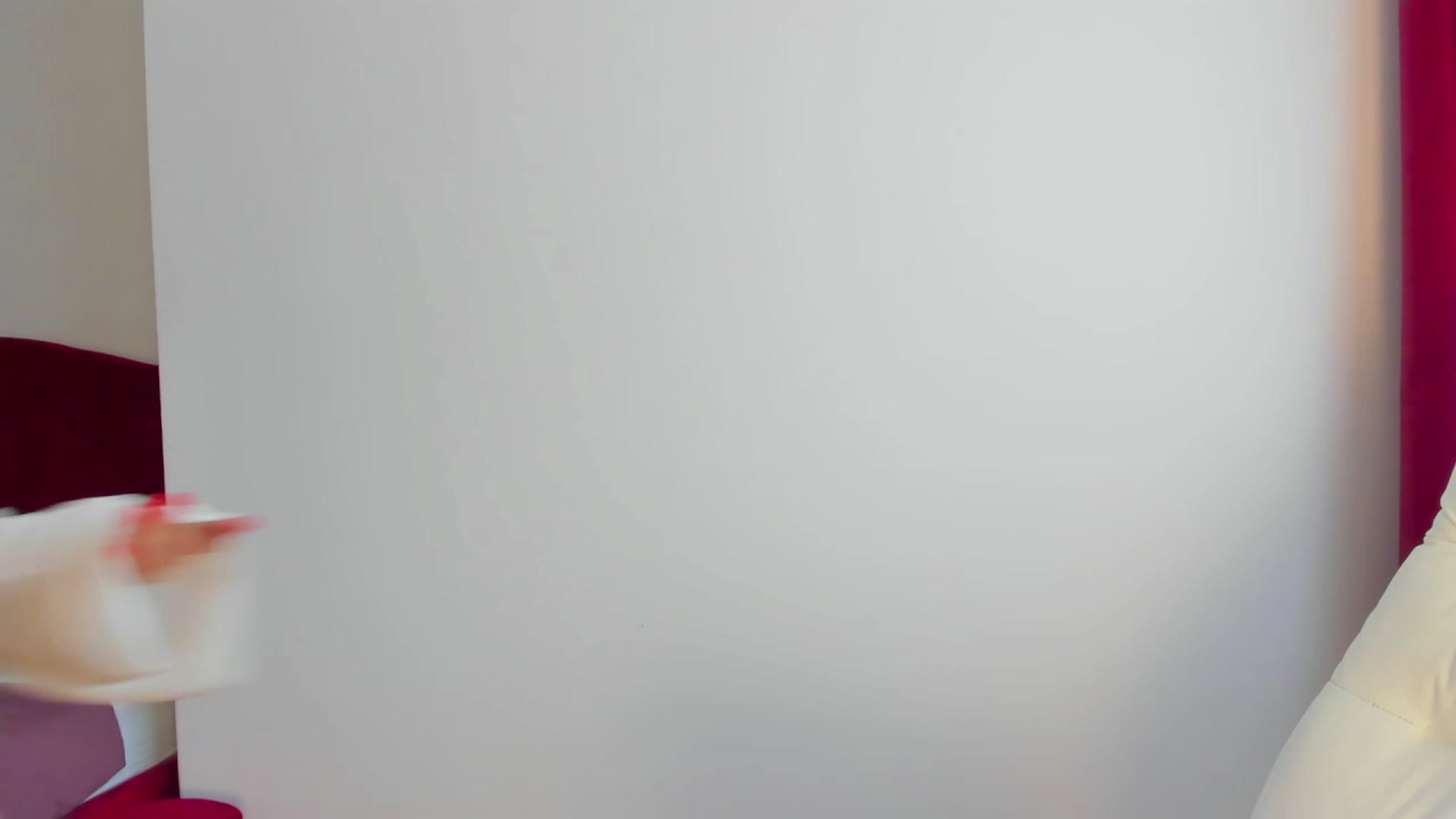 Gallery image thumbnail from AlyssiaKENT1's myfreecams stream on, 02/20/2024, 13:38 image 16 of 20