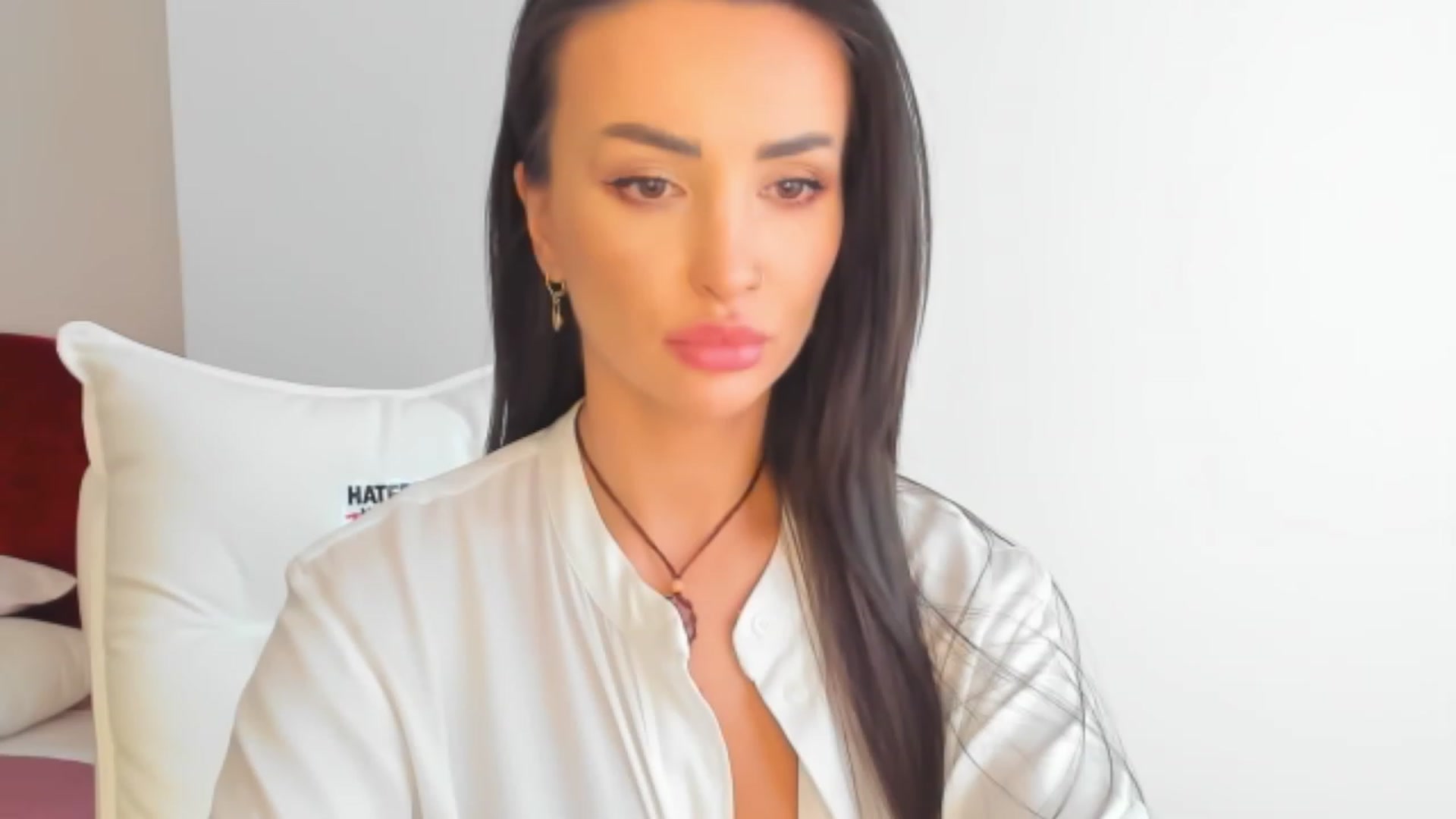 Gallery image thumbnail from AlyssiaKENT1's myfreecams stream on, 02/20/2024, 15:53 image 6 of 20