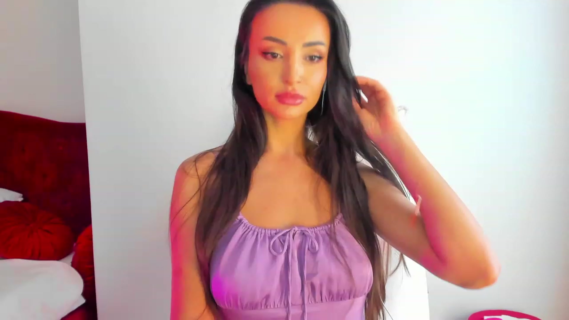 Gallery image thumbnail from AlyssiaKENT1's myfreecams stream on, 03/13/2024, 10:29 image 5 of 20