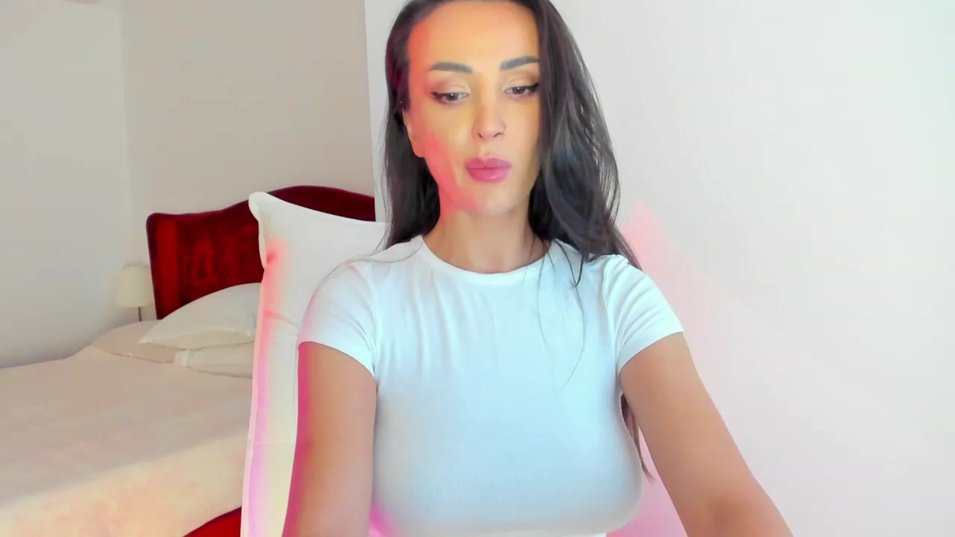 Gallery image thumbnail from AlyssiaKENT1's myfreecams stream on, 03/13/2024, 15:51 image 13 of 20
