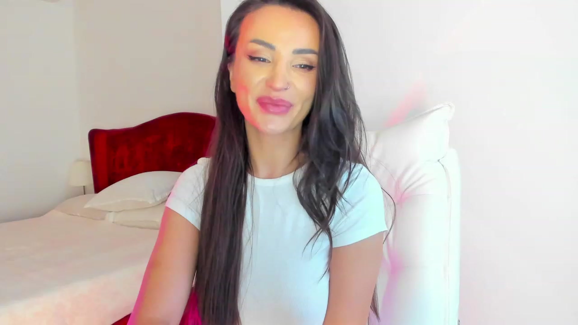 Gallery image thumbnail from AlyssiaKENT1's myfreecams stream on, 03/13/2024, 15:51 image 14 of 20