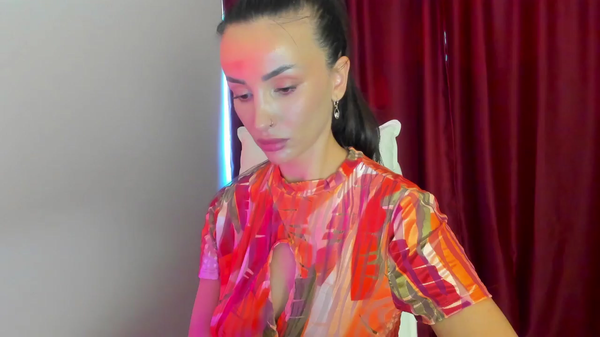 Gallery image thumbnail from AlyssiaKENT1's myfreecams stream on, 04/02/2024, 15:44 image 7 of 20