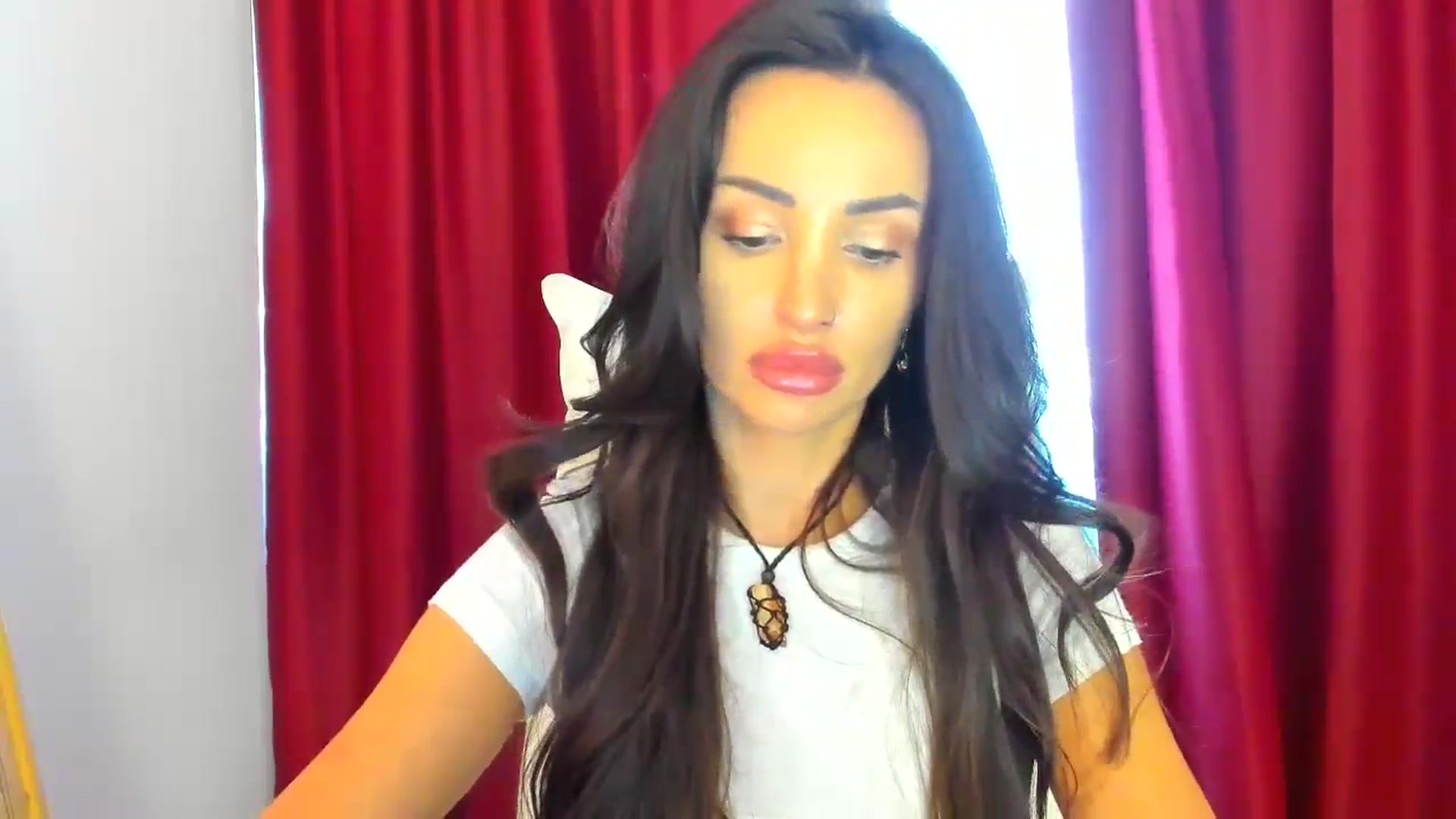 Gallery image thumbnail from AlyssiaKENT1's myfreecams stream on, 05/22/2024, 14:11 image 3 of 20