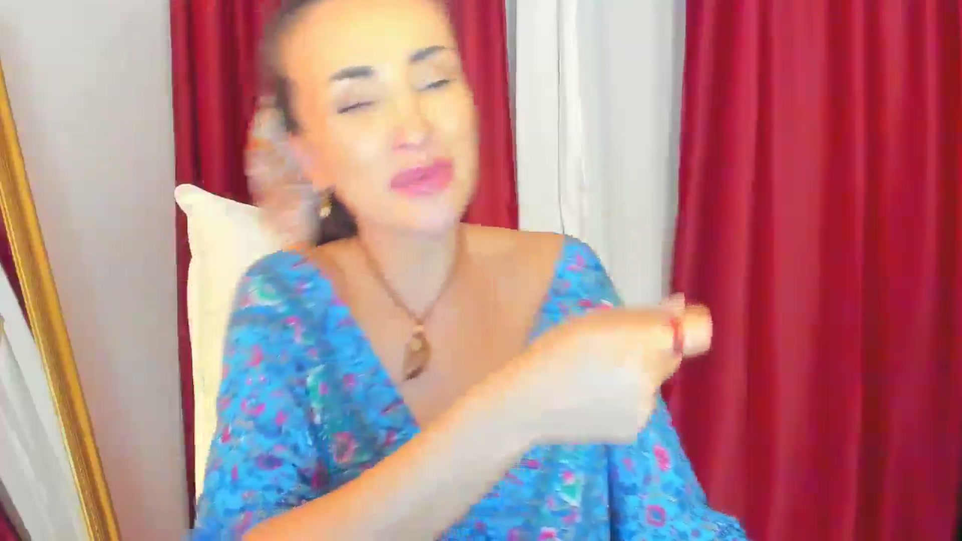 Gallery image thumbnail from AlyssiaKENT1's myfreecams stream on, 05/25/2024, 19:47 image 16 of 20