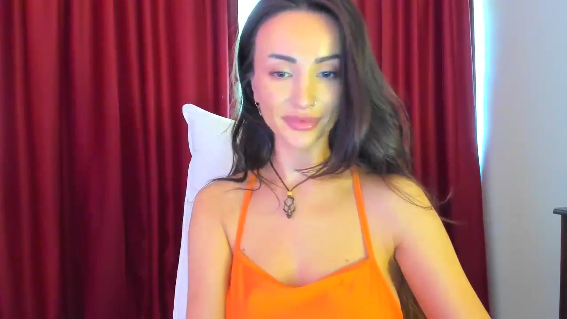 Gallery image thumbnail from AlyssiaKENT1's myfreecams stream on, 06/18/2024, 15:18 image 12 of 20