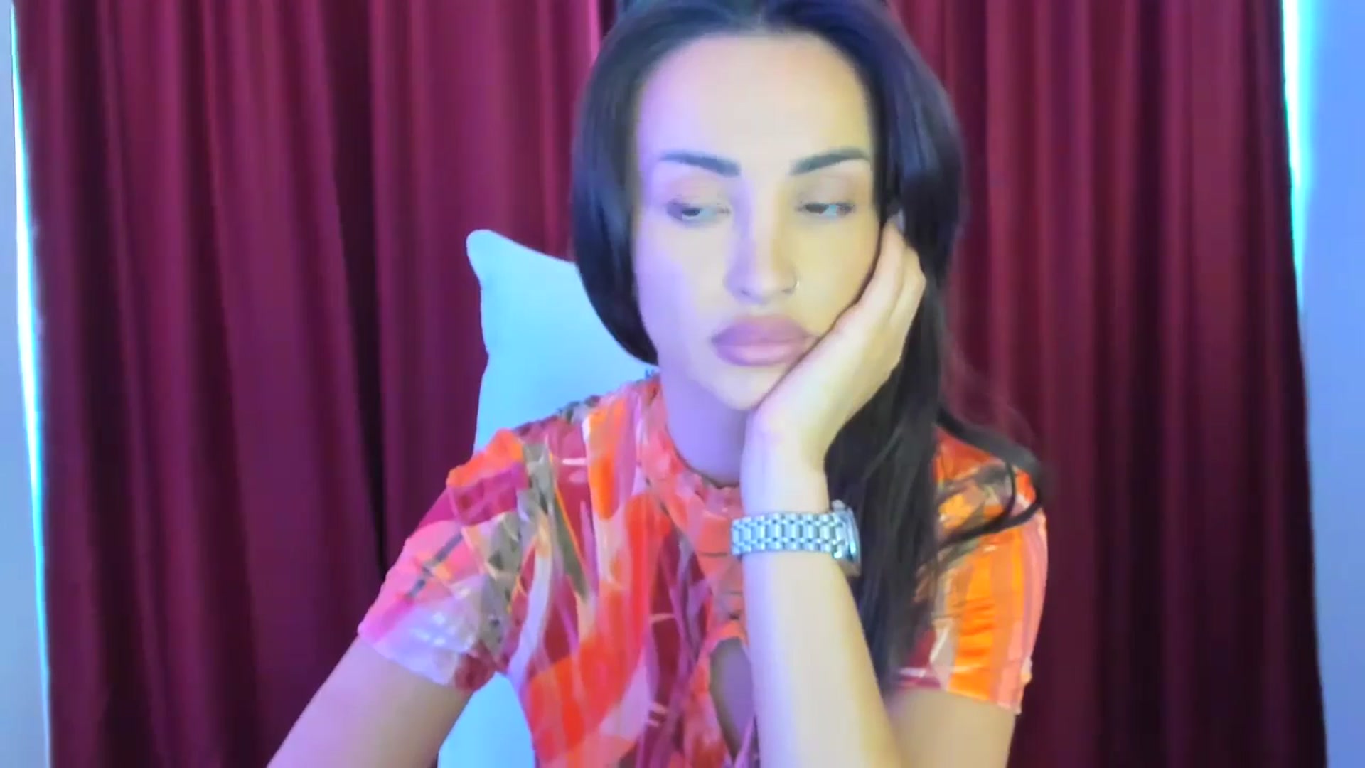 Gallery image thumbnail from AlyssiaKENT1's myfreecams stream on, 07/01/2024, 14:42 image 5 of 20