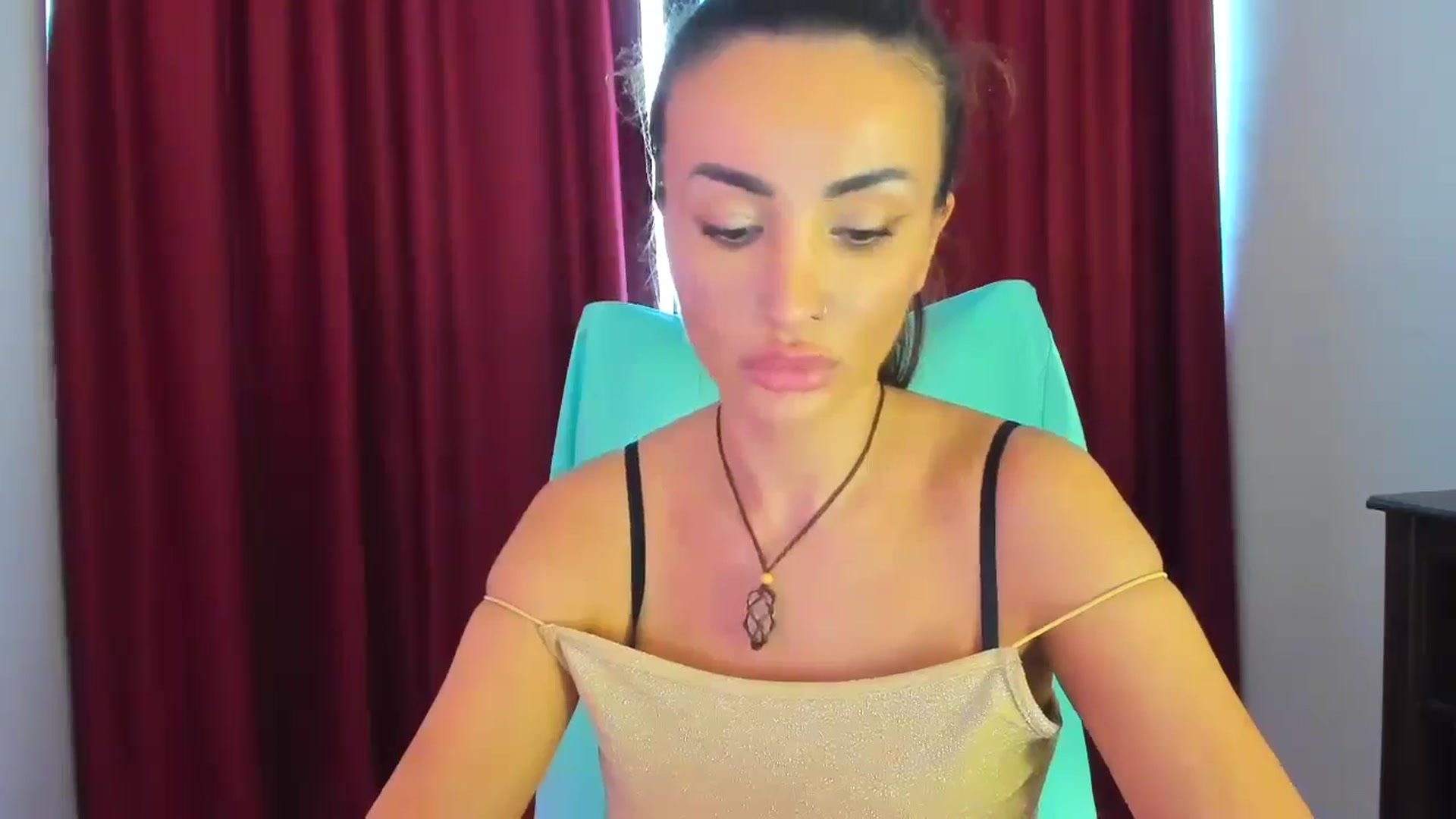 Gallery image thumbnail from AlyssiaKENT1's myfreecams stream on, 07/08/2024, 14:19 image 13 of 20