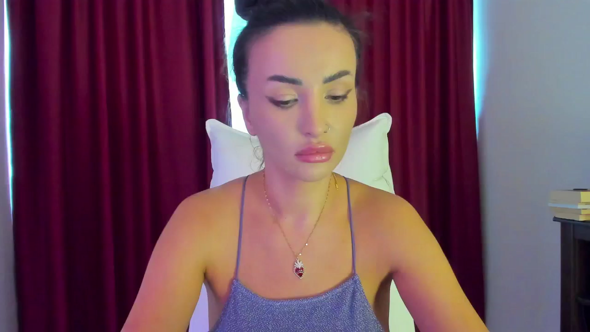 Gallery image thumbnail from AlyssiaKENT1's myfreecams stream on, 08/22/2024, 14:51 image 8 of 20