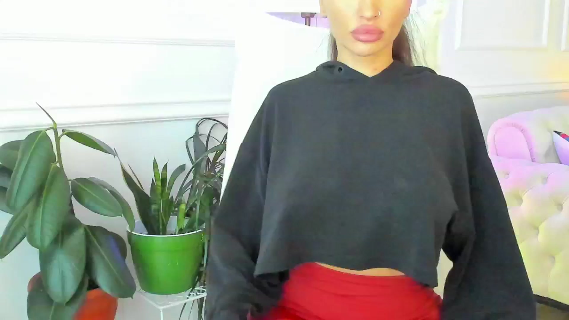 Gallery image thumbnail from AlyssiaKENT1's myfreecams stream on, 10/16/2024, 16:48 image 1 of 20