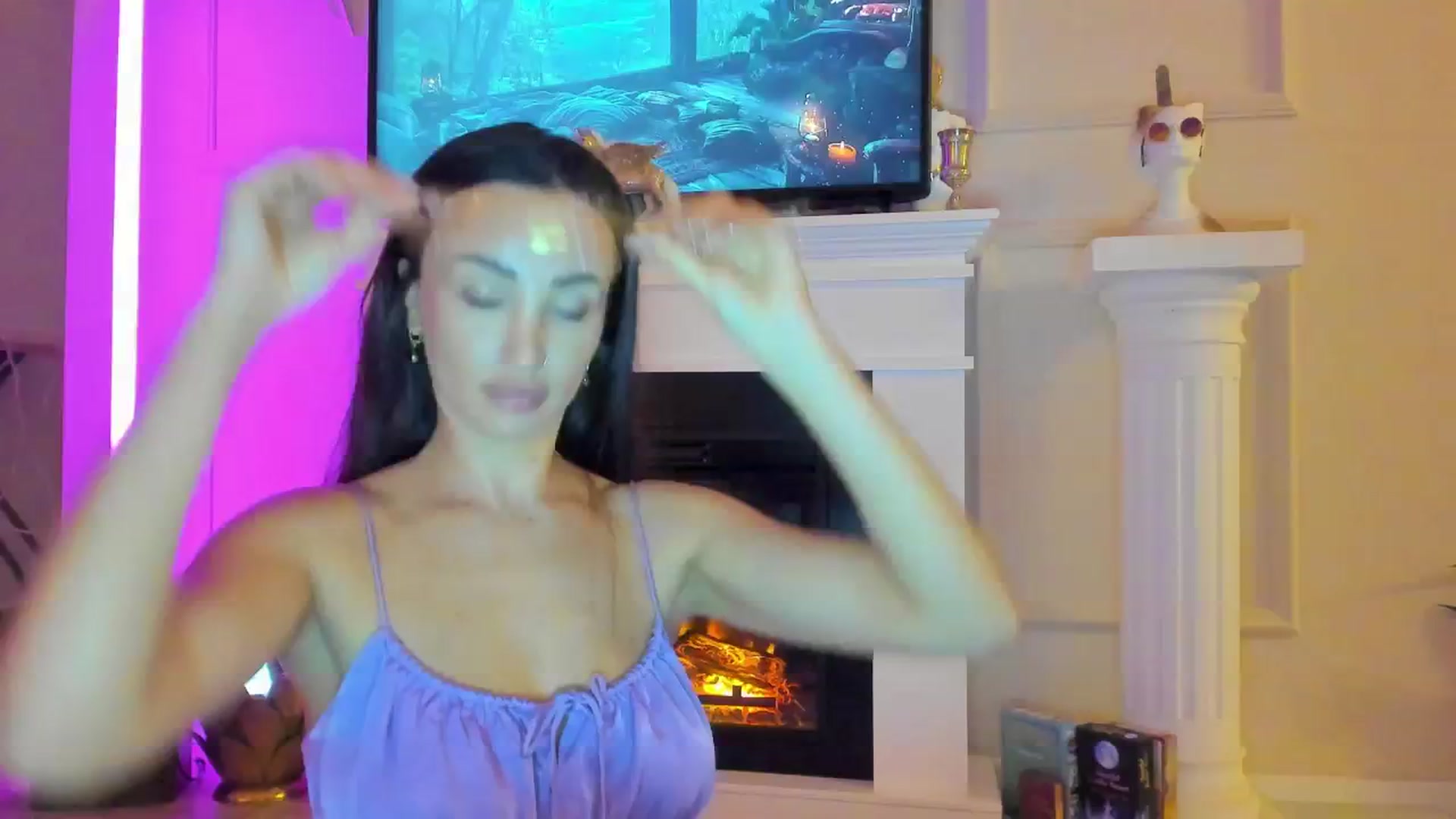 Gallery image thumbnail from AlyssiaKENT1's myfreecams stream on, 10/29/2024, 20:32 image 9 of 20