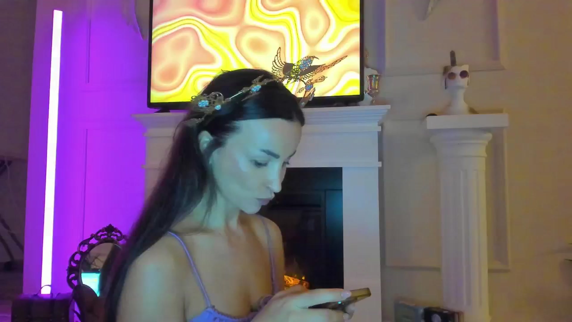 Gallery image thumbnail from AlyssiaKENT1's myfreecams stream on, 10/29/2024, 20:32 image 14 of 20
