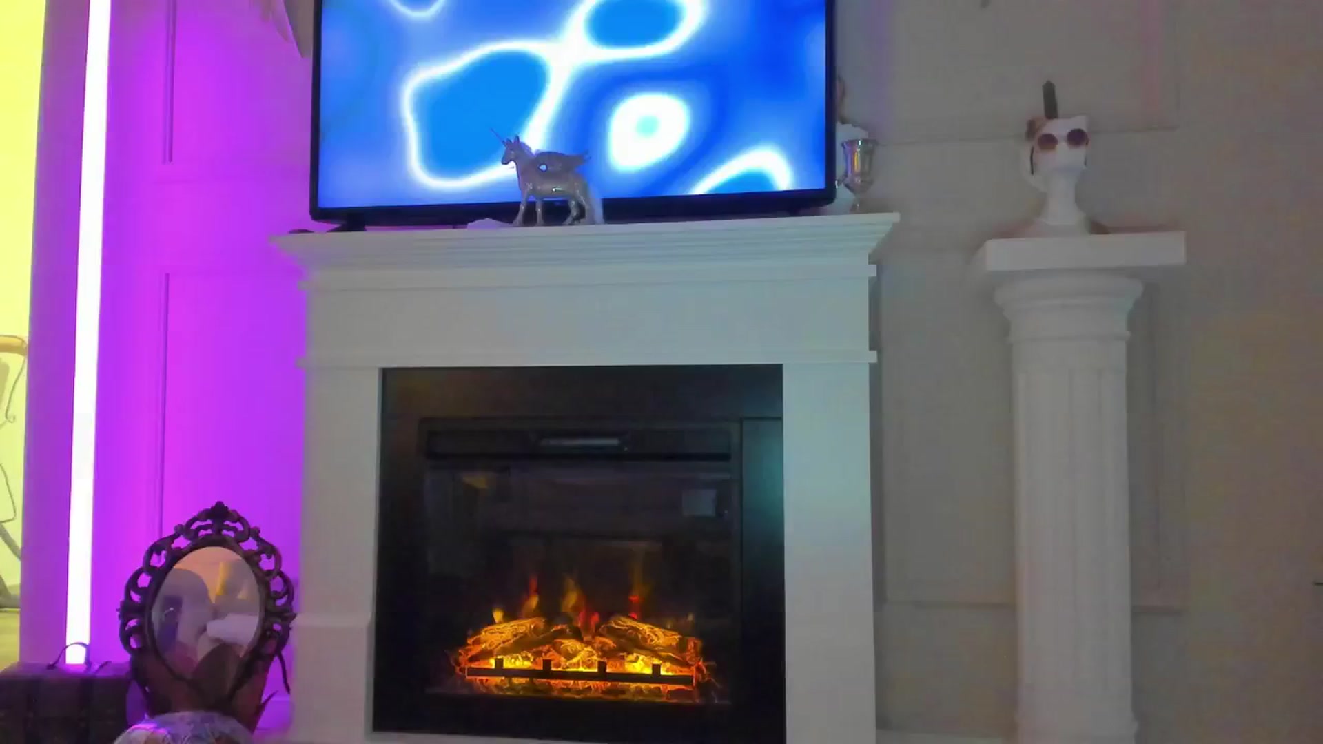 Gallery image thumbnail from AlyssiaKENT1's myfreecams stream on, 10/30/2024, 15:35 image 18 of 20