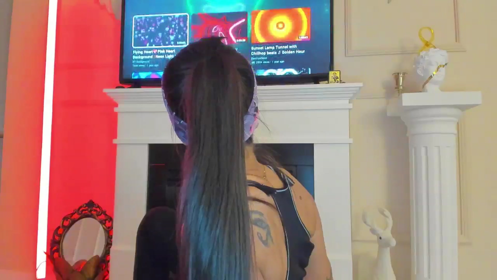 Gallery image thumbnail from AlyssiaKENT1's myfreecams stream on, 11/24/2024, 15:52 image 14 of 20