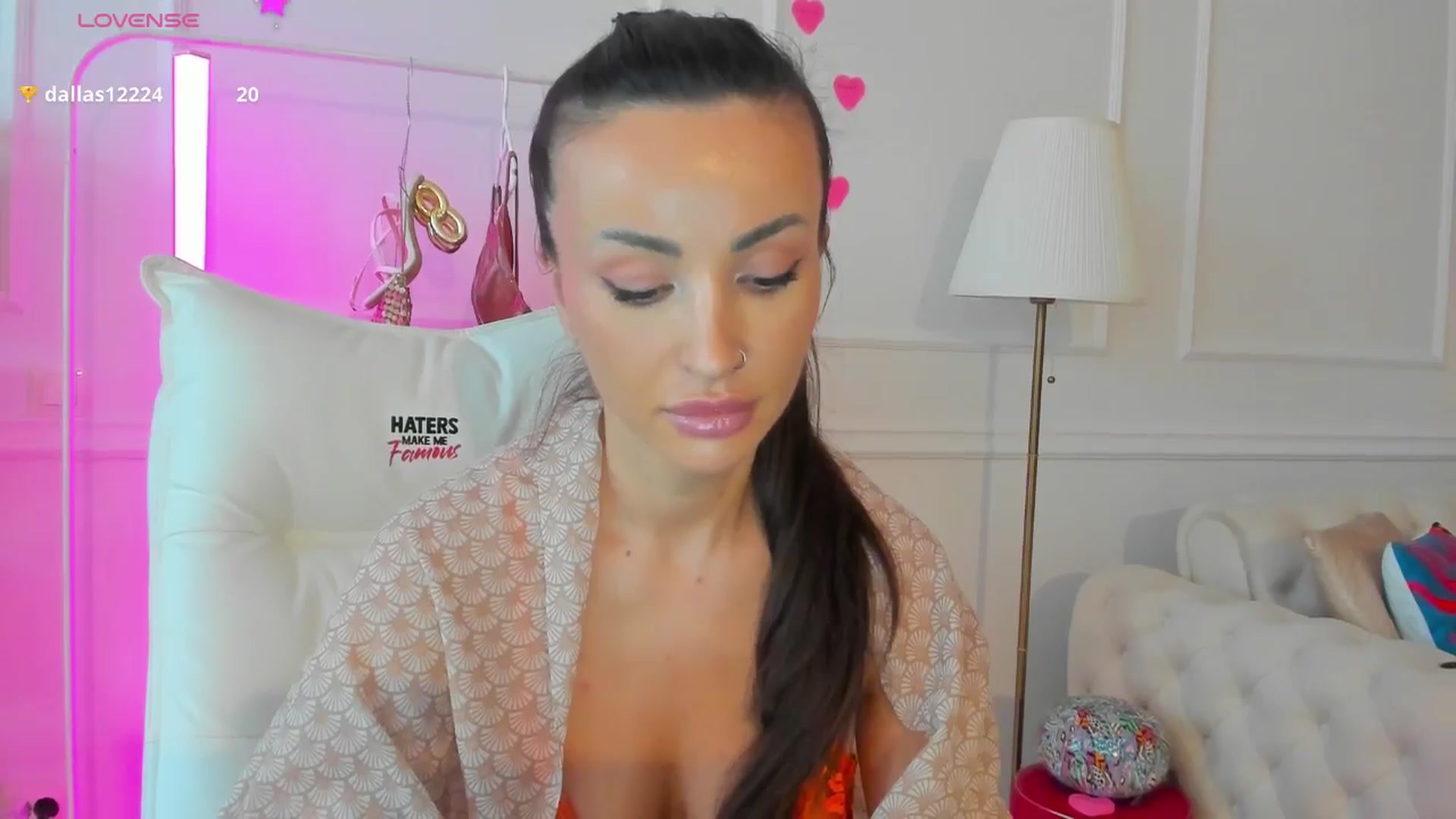 Gallery image thumbnail from AlyssiaKENT1's myfreecams stream on, 12/10/2024, 14:34 image 15 of 20