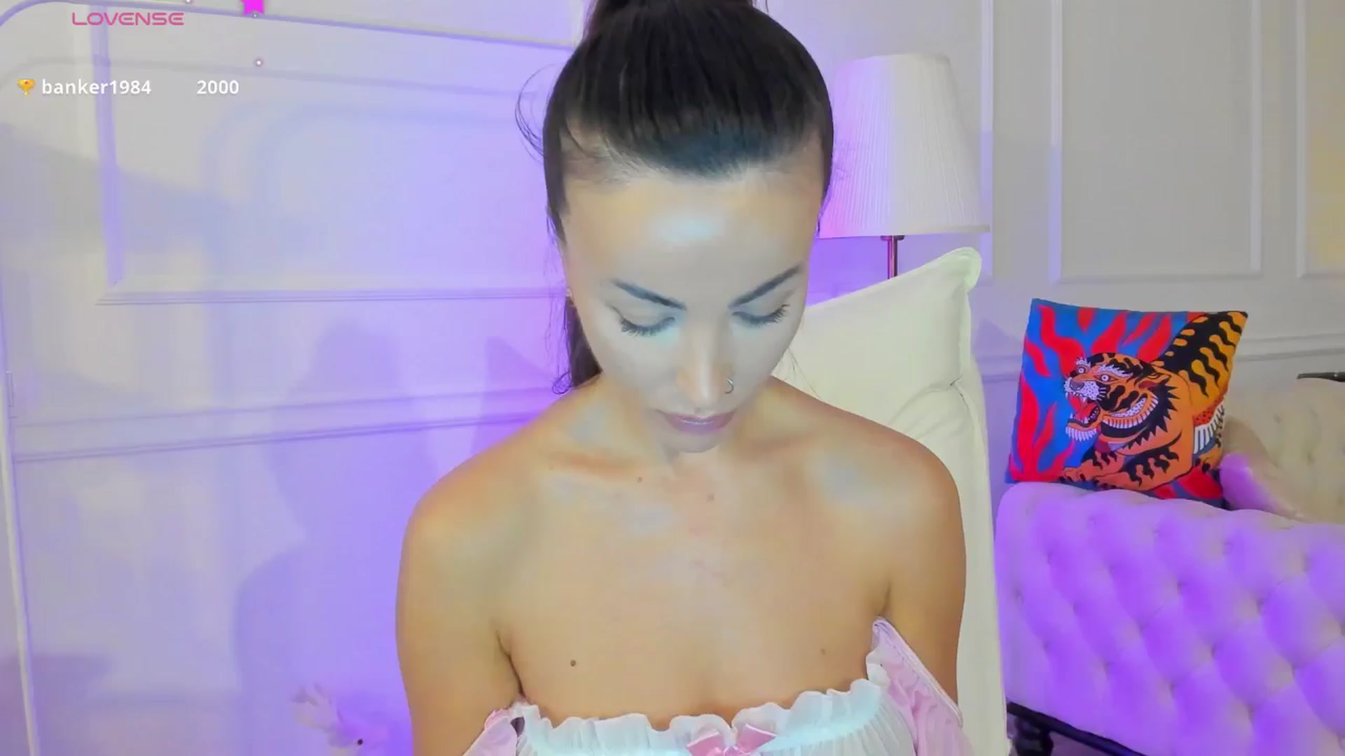 Gallery image thumbnail from AlyssiaKENT1's myfreecams stream on, 12/18/2024, 16:29 image 2 of 20