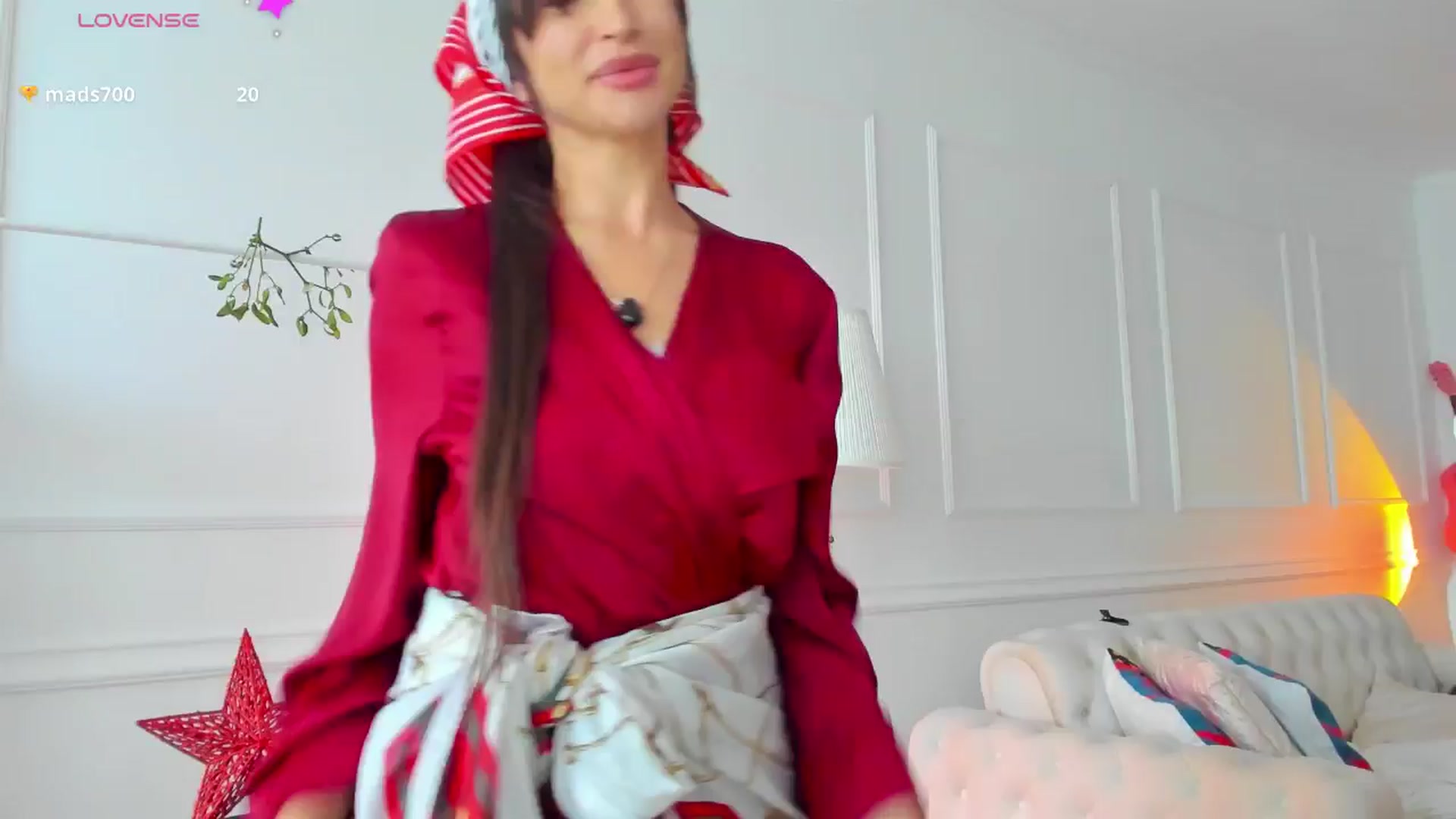 Gallery image thumbnail from AlyssiaKENT1's myfreecams stream on, 12/25/2024, 10:54 image 3 of 20
