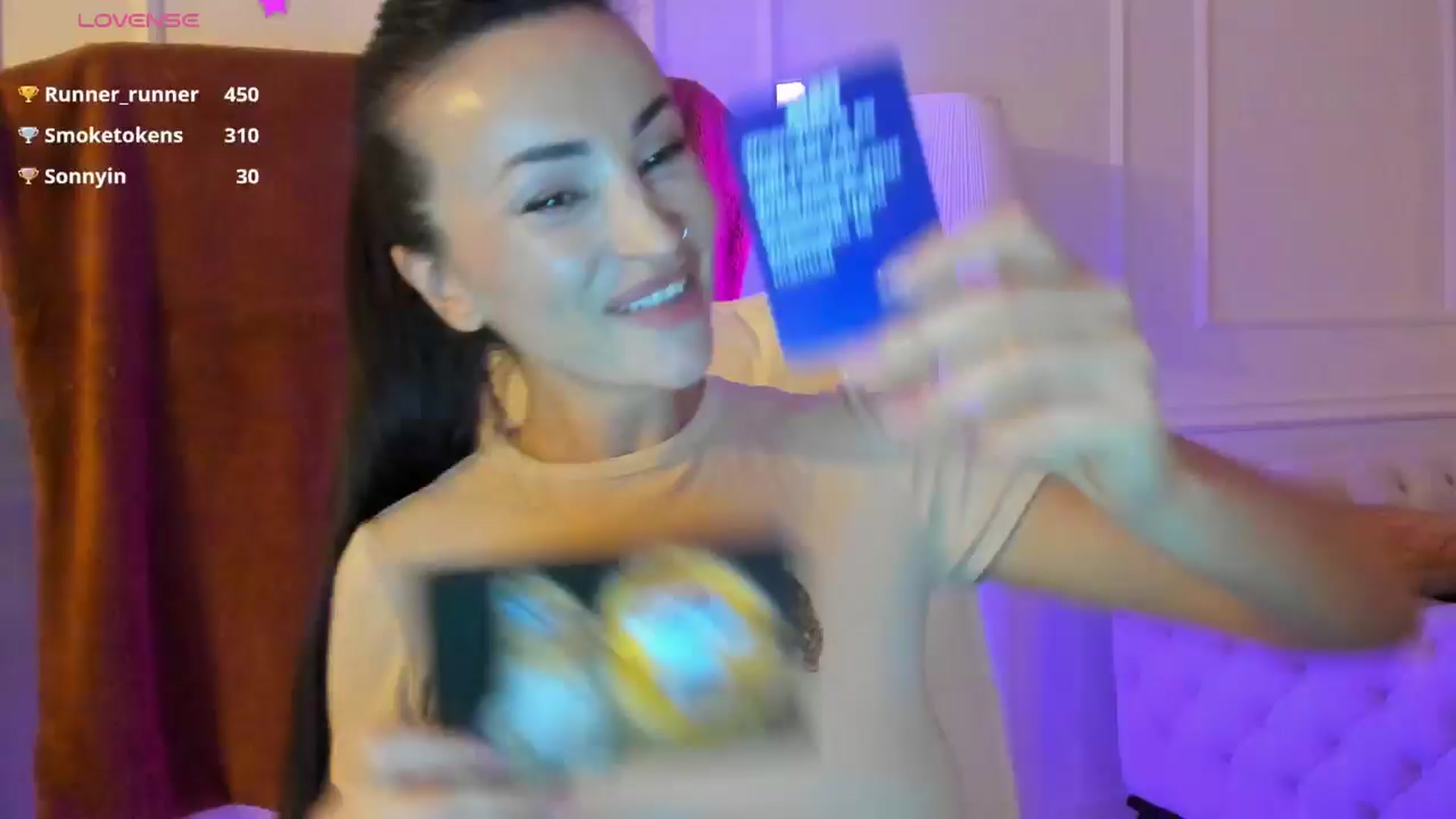 Gallery image thumbnail from AlyssiaKENT1's myfreecams stream on, 01/07/2025, 17:42 image 15 of 20