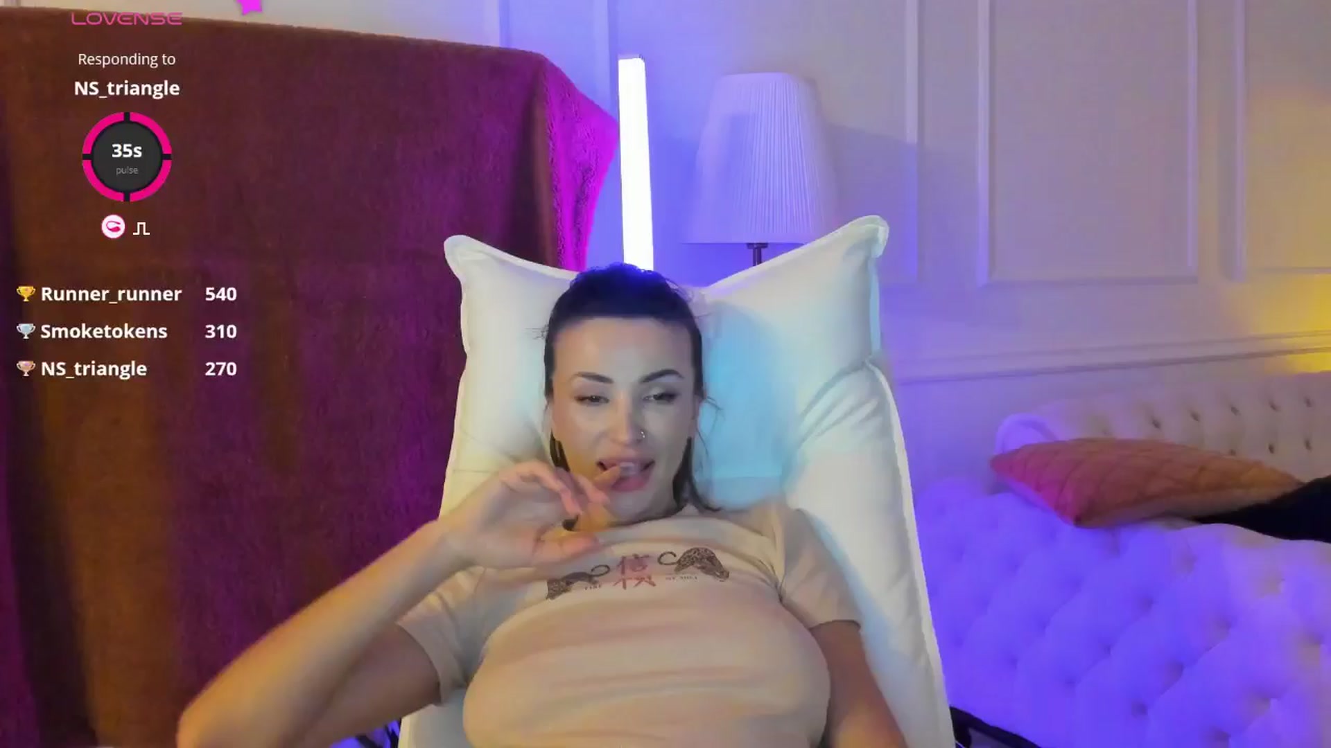 Gallery image thumbnail from AlyssiaKENT1's myfreecams stream on, 01/07/2025, 17:42 image 19 of 20