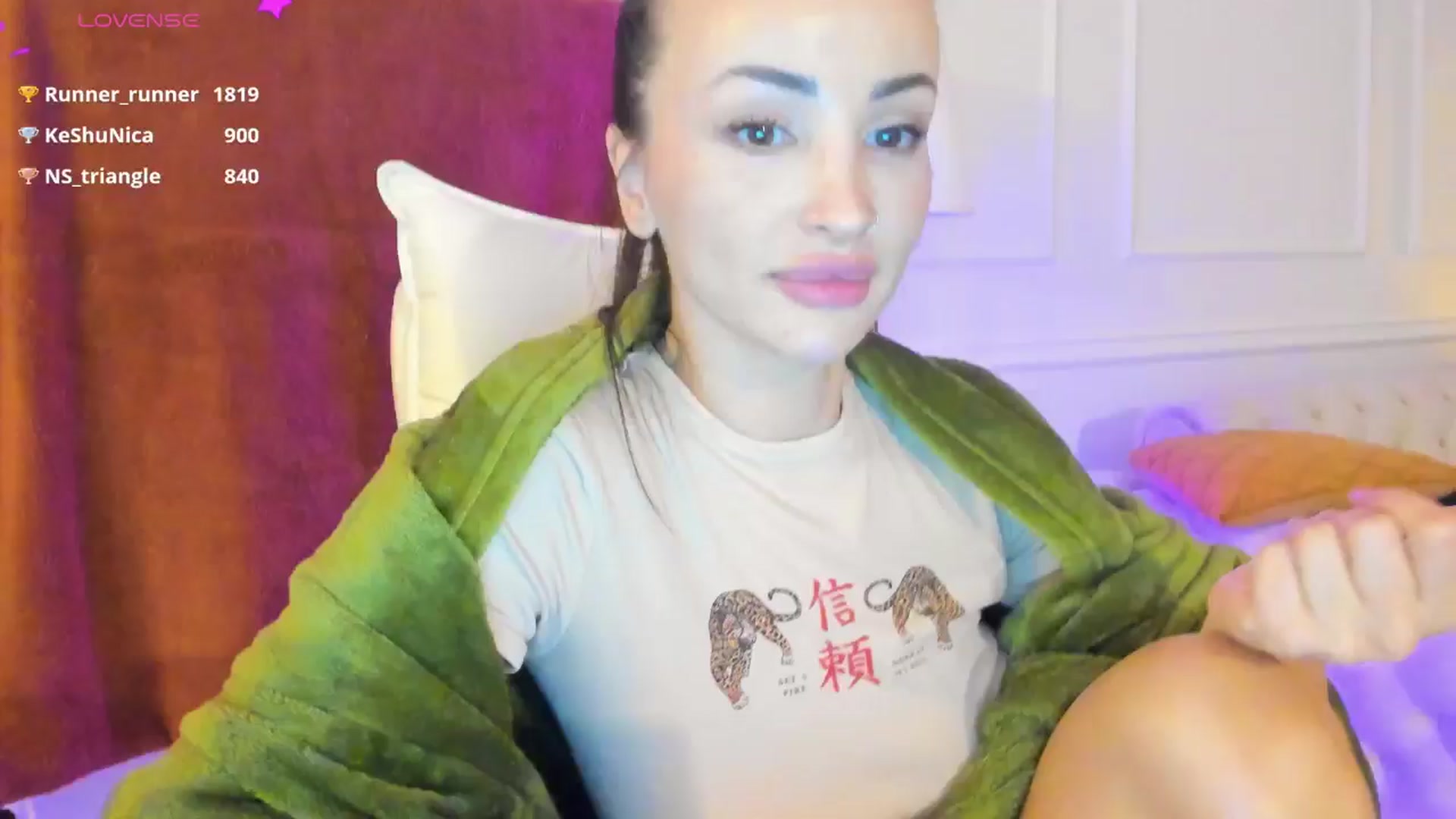 Gallery image thumbnail from AlyssiaKENT1's myfreecams stream on, 01/07/2025, 19:44 image 1 of 20