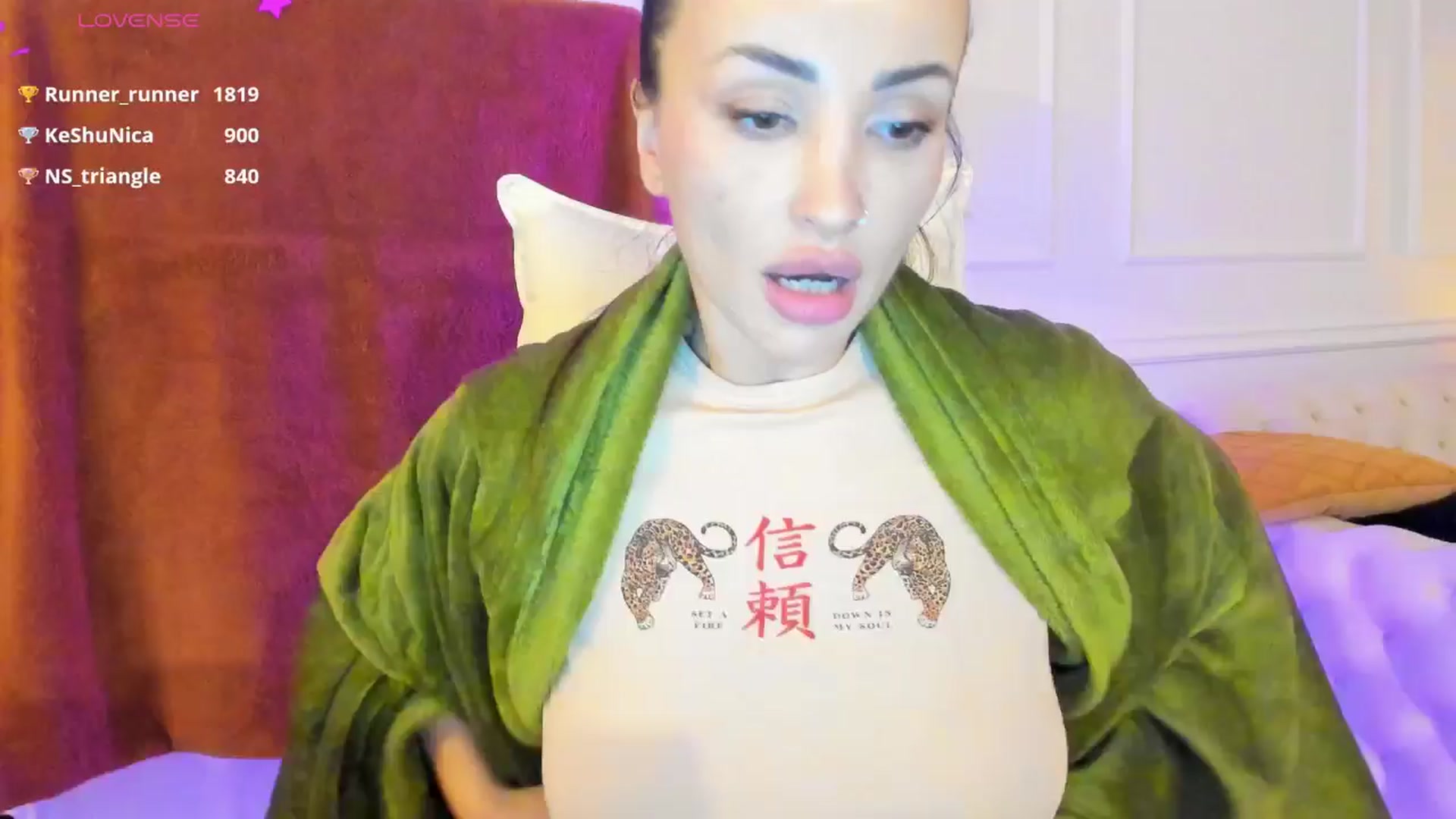 Gallery image thumbnail from AlyssiaKENT1's myfreecams stream on, 01/07/2025, 19:44 image 19 of 20
