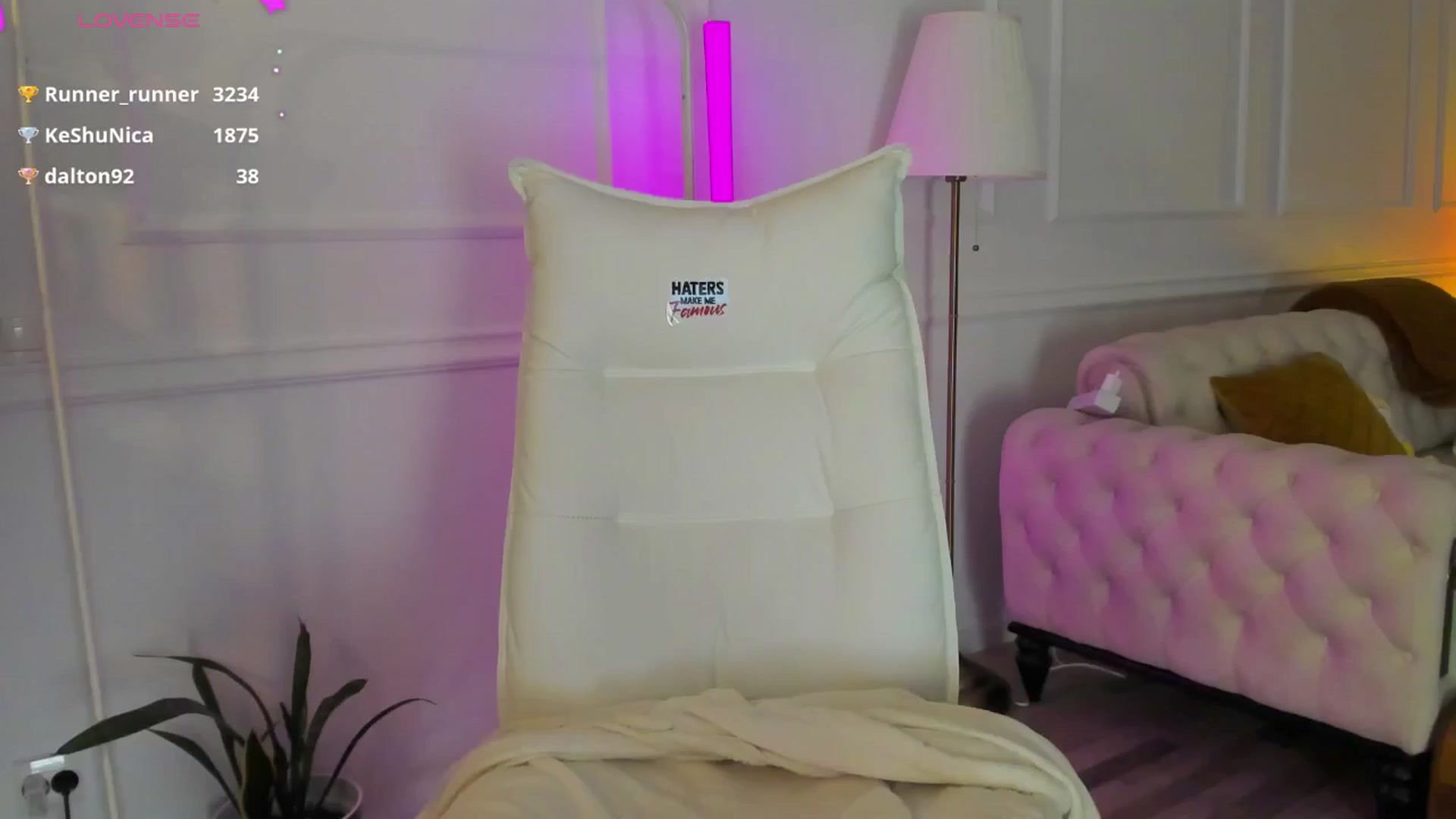 Gallery image thumbnail from AlyssiaKENT1's myfreecams stream on, 01/14/2025, 20:05 image 10 of 20