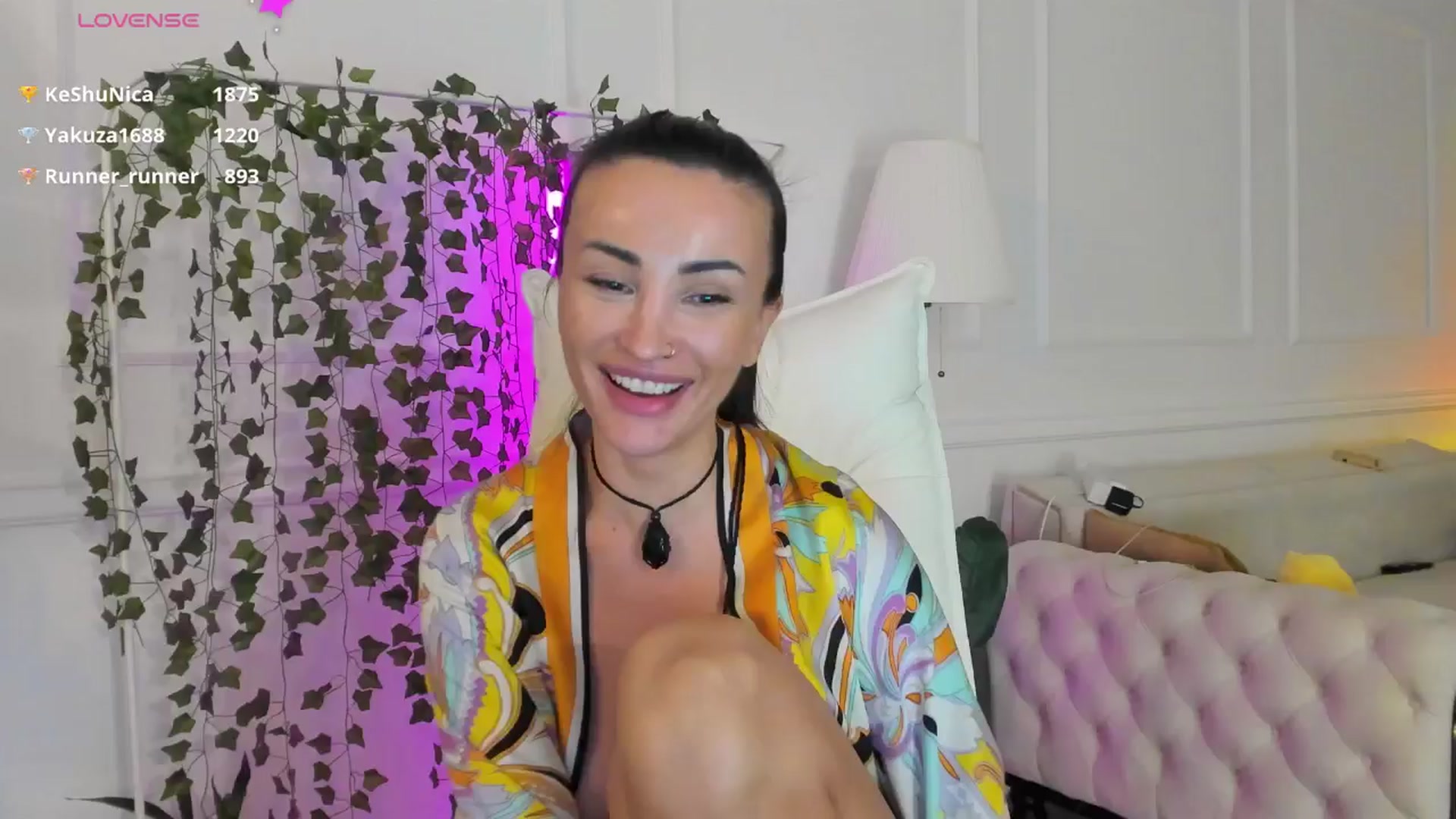 Gallery image thumbnail from AlyssiaKENT1's myfreecams stream on, 01/27/2025, 20:19 image 7 of 20