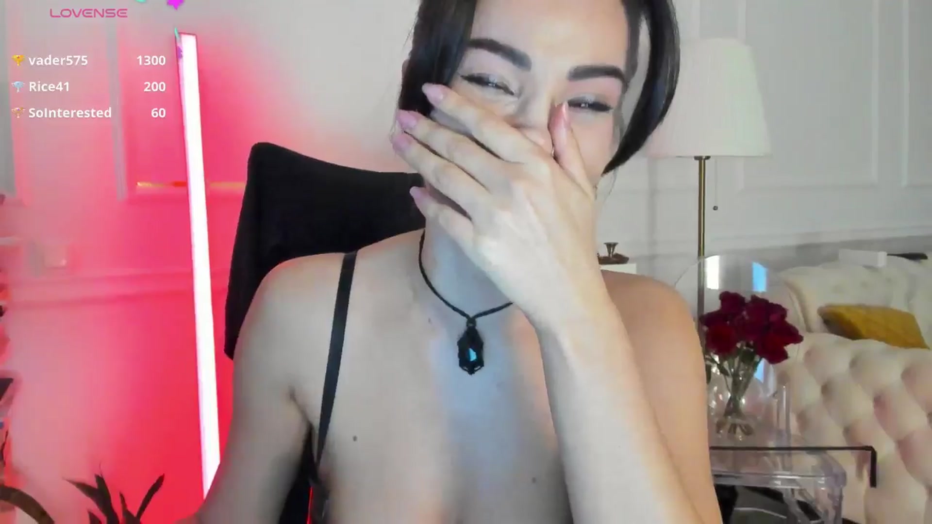 Gallery image thumbnail from AlyssiaKENT1's myfreecams stream on, 02/02/2025, 16:11 image 17 of 20