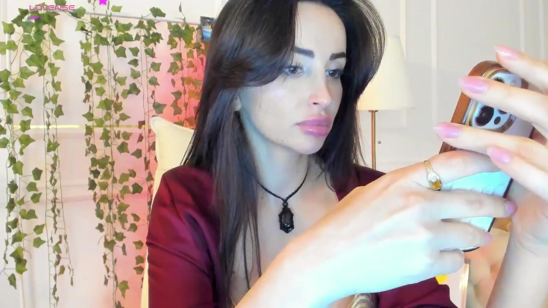 Gallery image thumbnail from AlyssiaKENT1's myfreecams stream on, 02/05/2025, 19:32 image 18 of 20