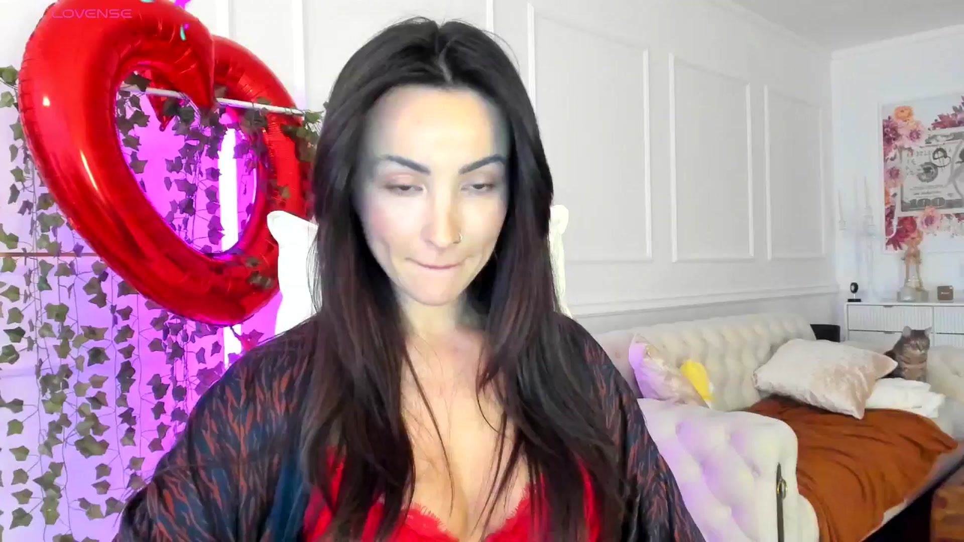 Gallery image thumbnail from AlyssiaKENT1's myfreecams stream on, 02/13/2025, 17:02 image 9 of 20