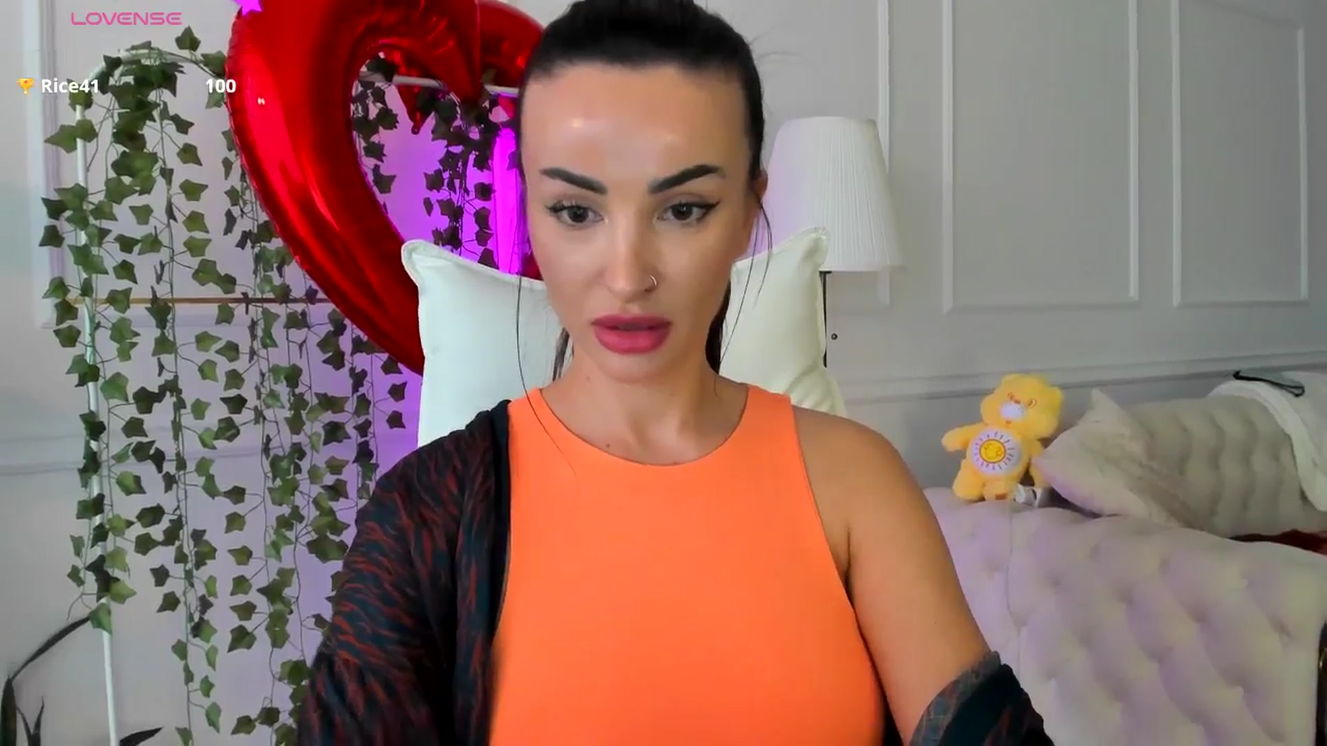 Gallery image thumbnail from AlyssiaKENT1's myfreecams stream on, 02/14/2025, 15:16 image 20 of 20