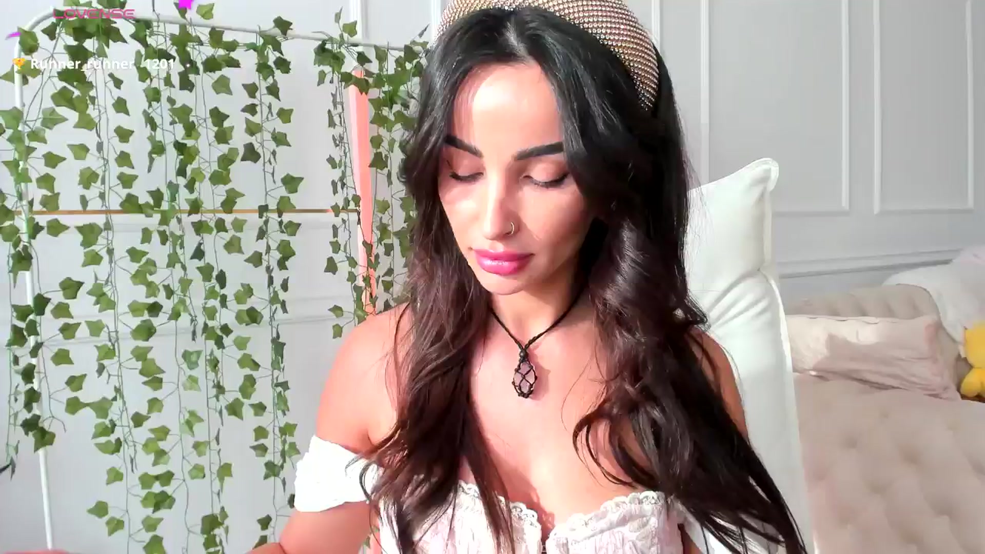 Gallery image thumbnail from AlyssiaKENT1's myfreecams stream on, 02/26/2025, 15:22 image 9 of 20