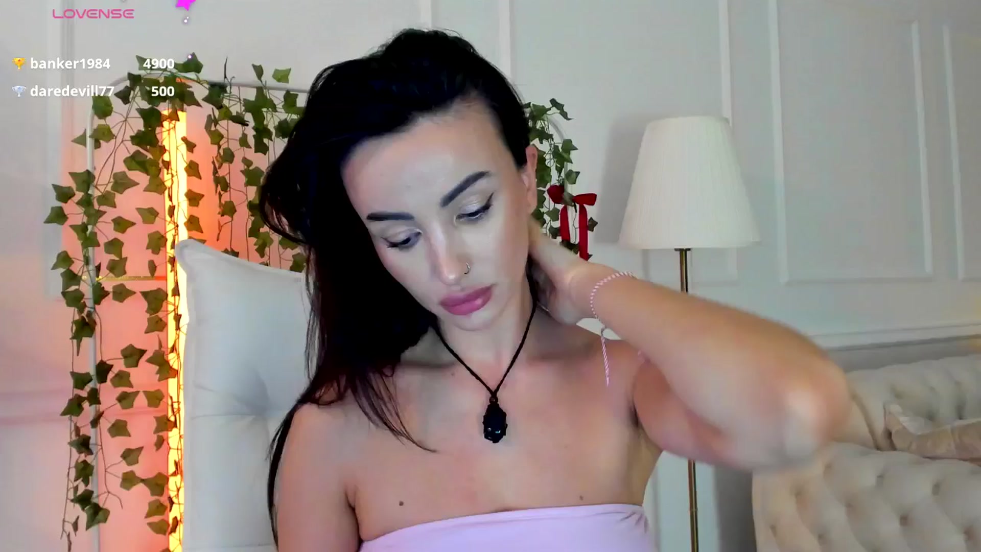 Gallery image thumbnail from AlyssiaKENT1's myfreecams stream on, 03/04/2025, 17:17 image 12 of 20
