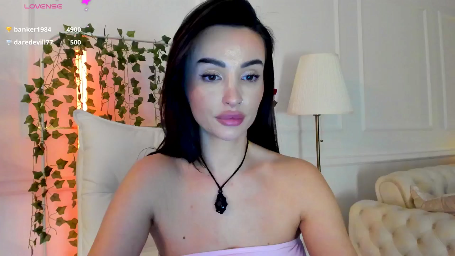 Gallery image thumbnail from AlyssiaKENT1's myfreecams stream on, 03/04/2025, 17:17 image 16 of 20
