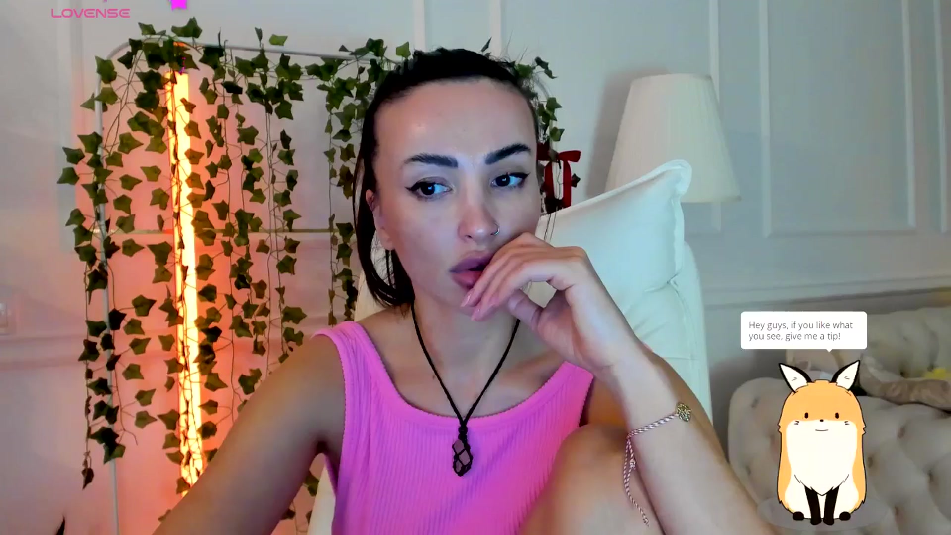 Gallery image thumbnail from AlyssiaKENT1's myfreecams stream on, 03/05/2025, 16:40 image 18 of 20