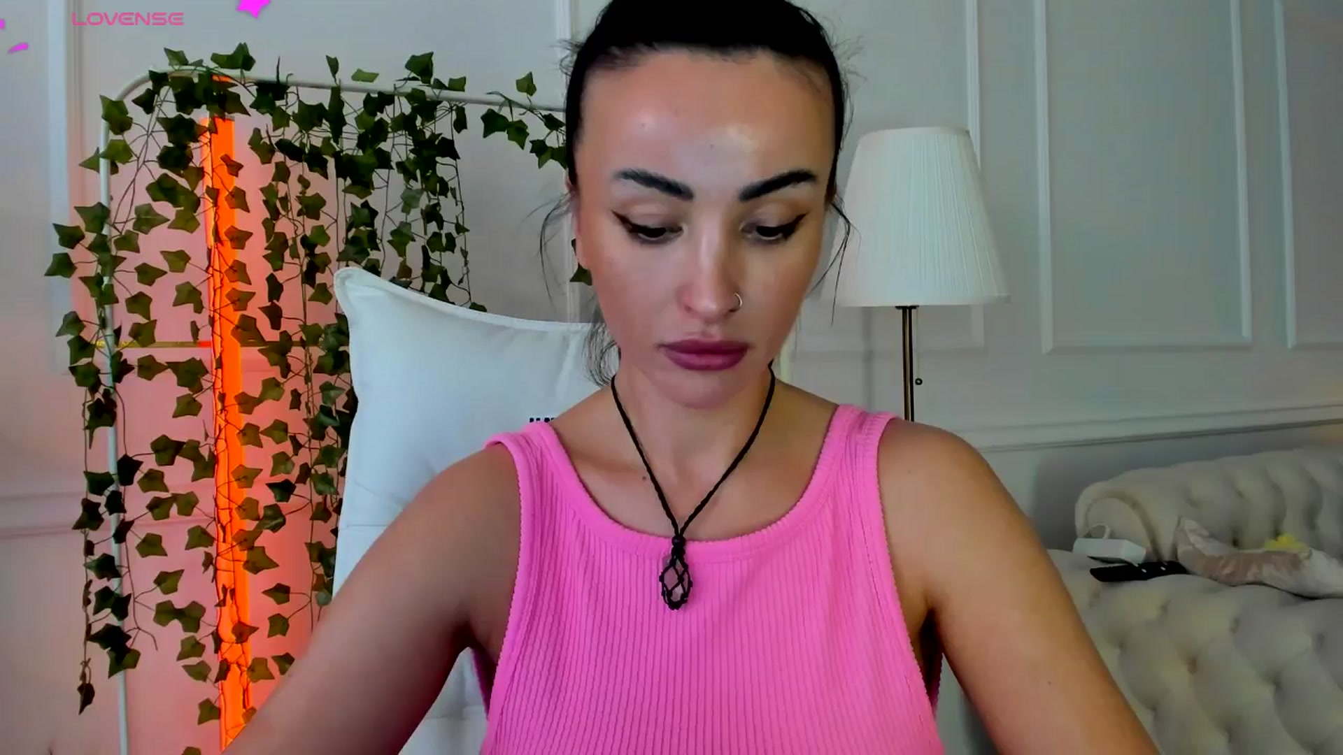 Gallery image thumbnail from AlyssiaKENT1's myfreecams stream on, 03/05/2025, 16:40 image 11 of 20