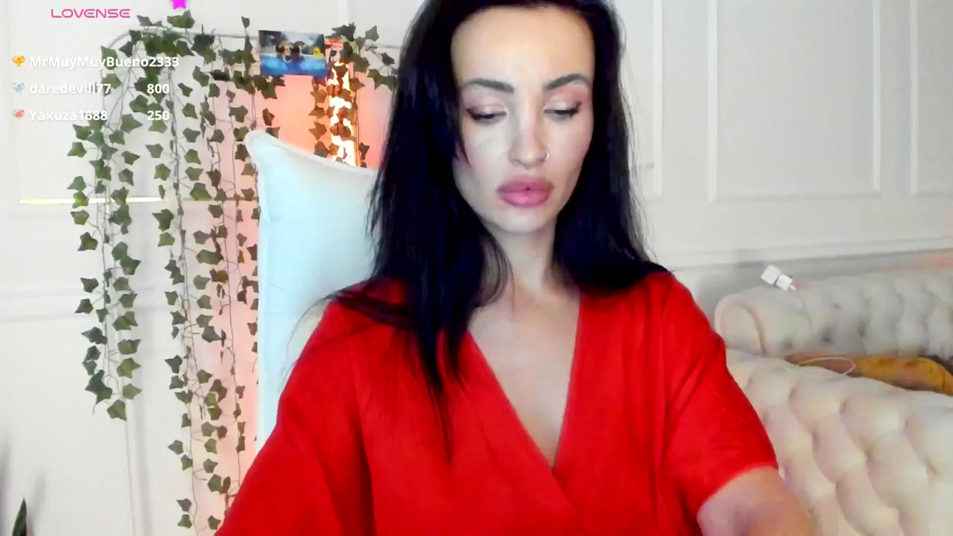 Gallery image thumbnail from AlyssiaKENT1's myfreecams stream on, 03/20/2025, 16:43 image 18 of 20