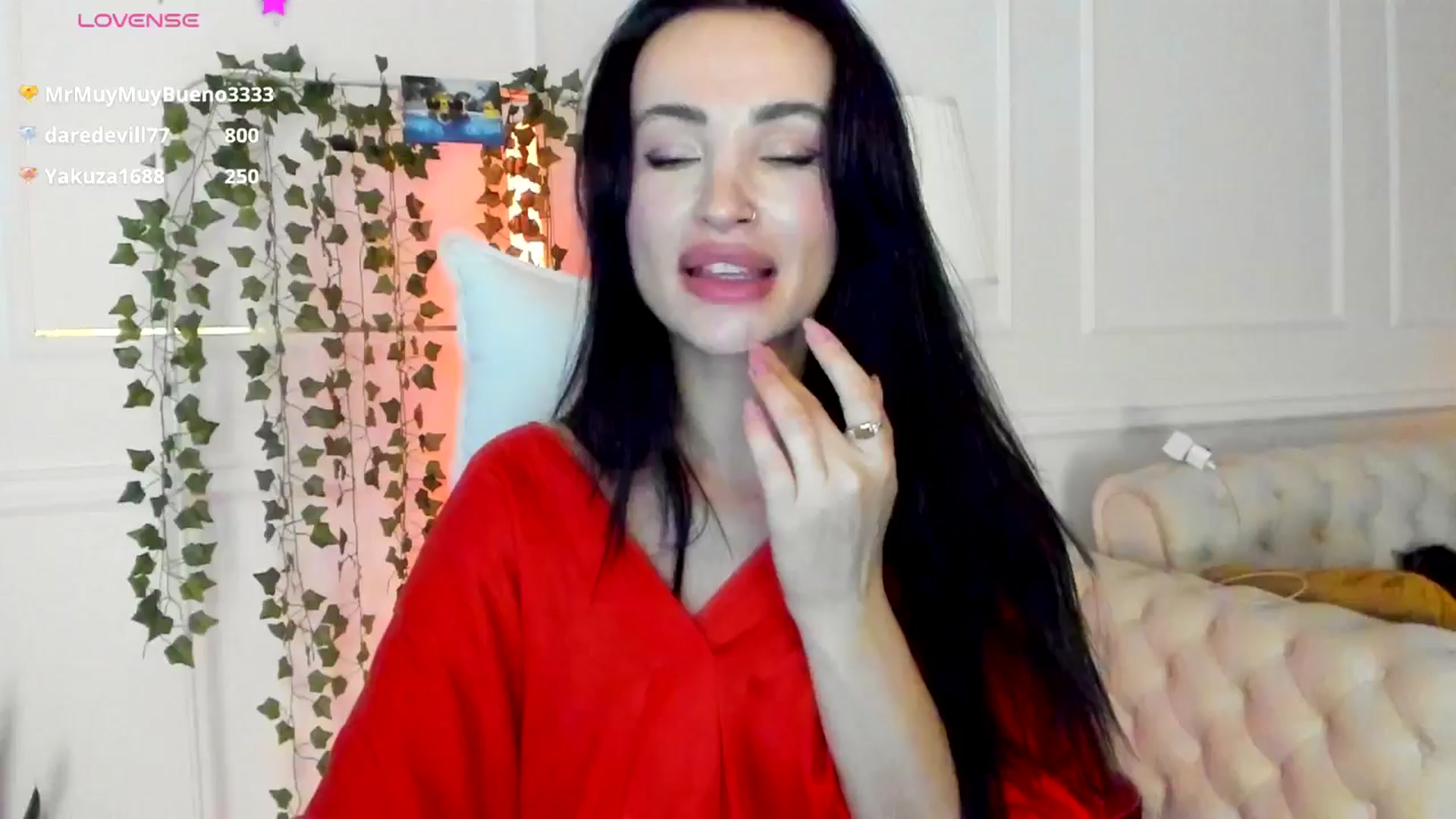 Gallery image thumbnail from AlyssiaKENT1's myfreecams stream on, 03/20/2025, 16:43 image 19 of 20