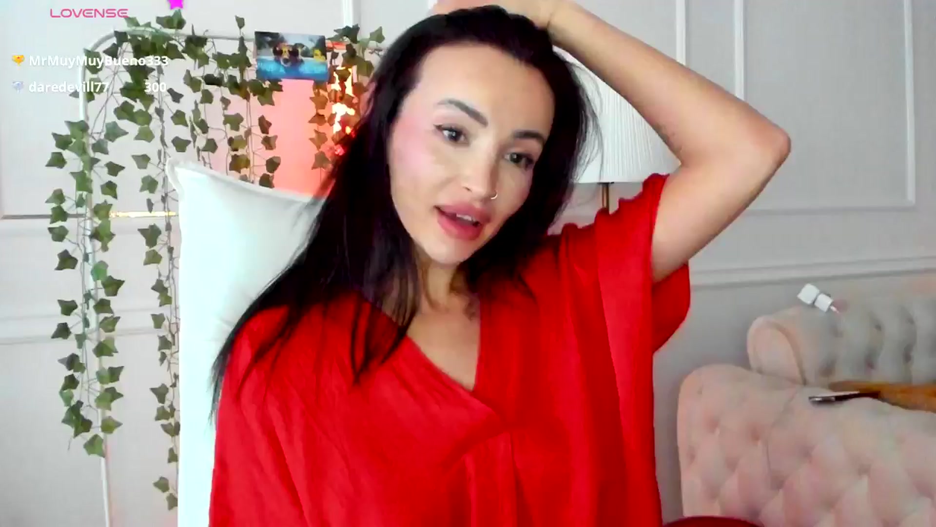 Gallery image thumbnail from AlyssiaKENT1's myfreecams stream on, 03/20/2025, 16:43 image 14 of 20