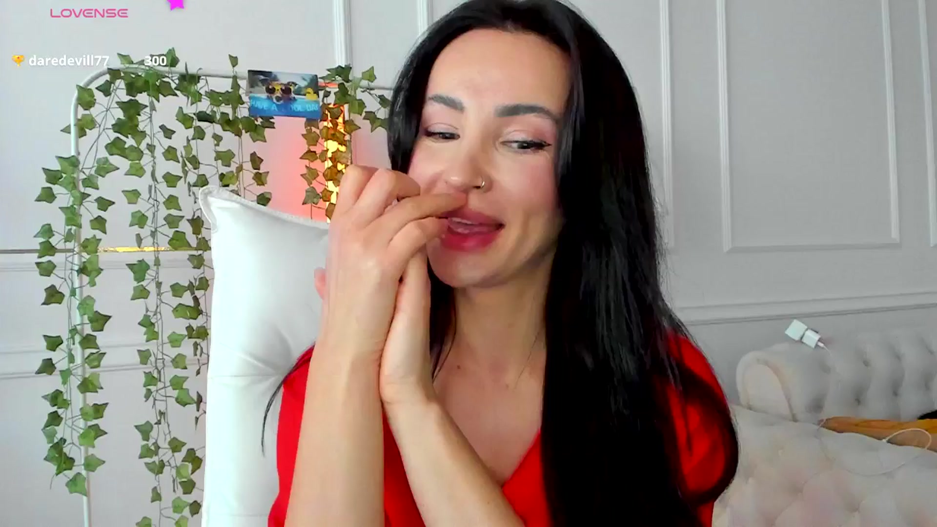 Gallery image thumbnail from AlyssiaKENT1's myfreecams stream on, 03/20/2025, 16:43 image 8 of 20