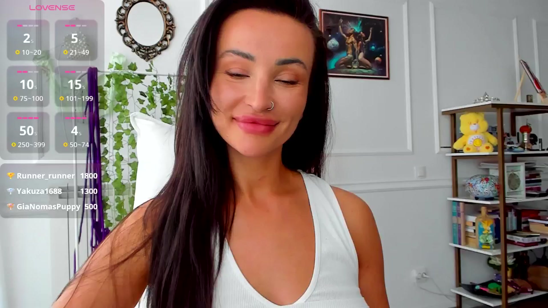 Gallery image thumbnail from AlyssiaKENT1's myfreecams stream on, 04/17/2025, 16:33 image 14 of 20