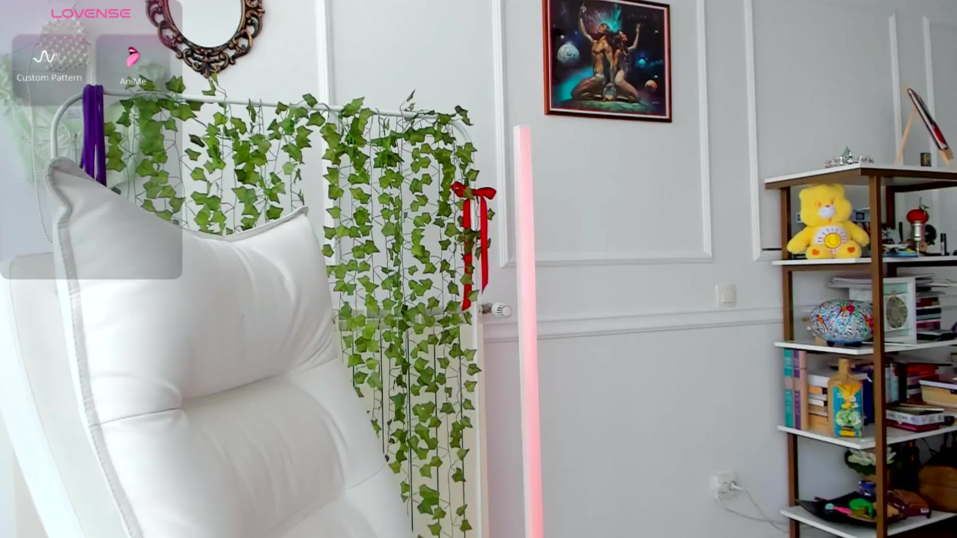 Gallery image thumbnail from AlyssiaKENT1's myfreecams stream on, 04/17/2025, 16:33 image 4 of 20