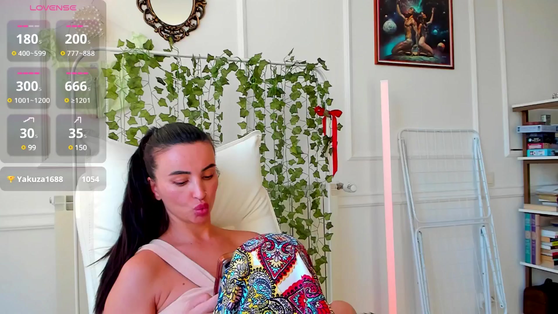 Gallery image thumbnail from AlyssiaKENT1's myfreecams stream on, 04/23/2025, 18:11 image 10 of 20