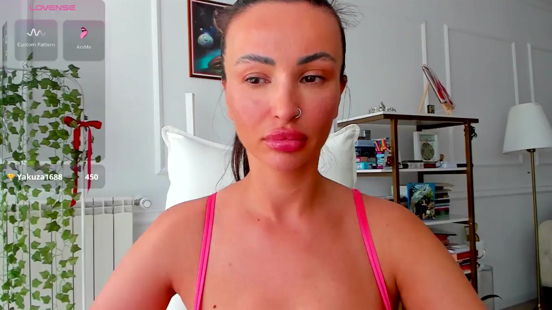 Gallery image thumbnail from AlyssiaKENT1's myfreecams stream on, 04/24/2025, 13:23 image 16 of 20