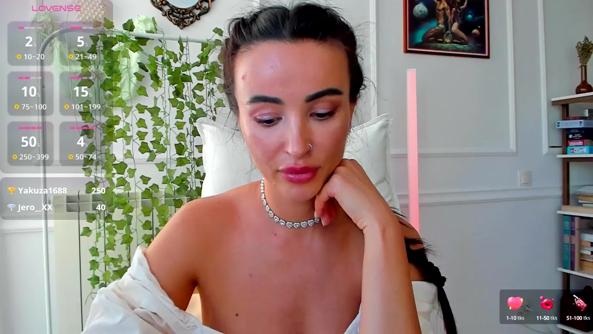 Gallery image thumbnail from AlyssiaKENT1's myfreecams stream on, 04/28/2025, 18:01 image 14 of 20