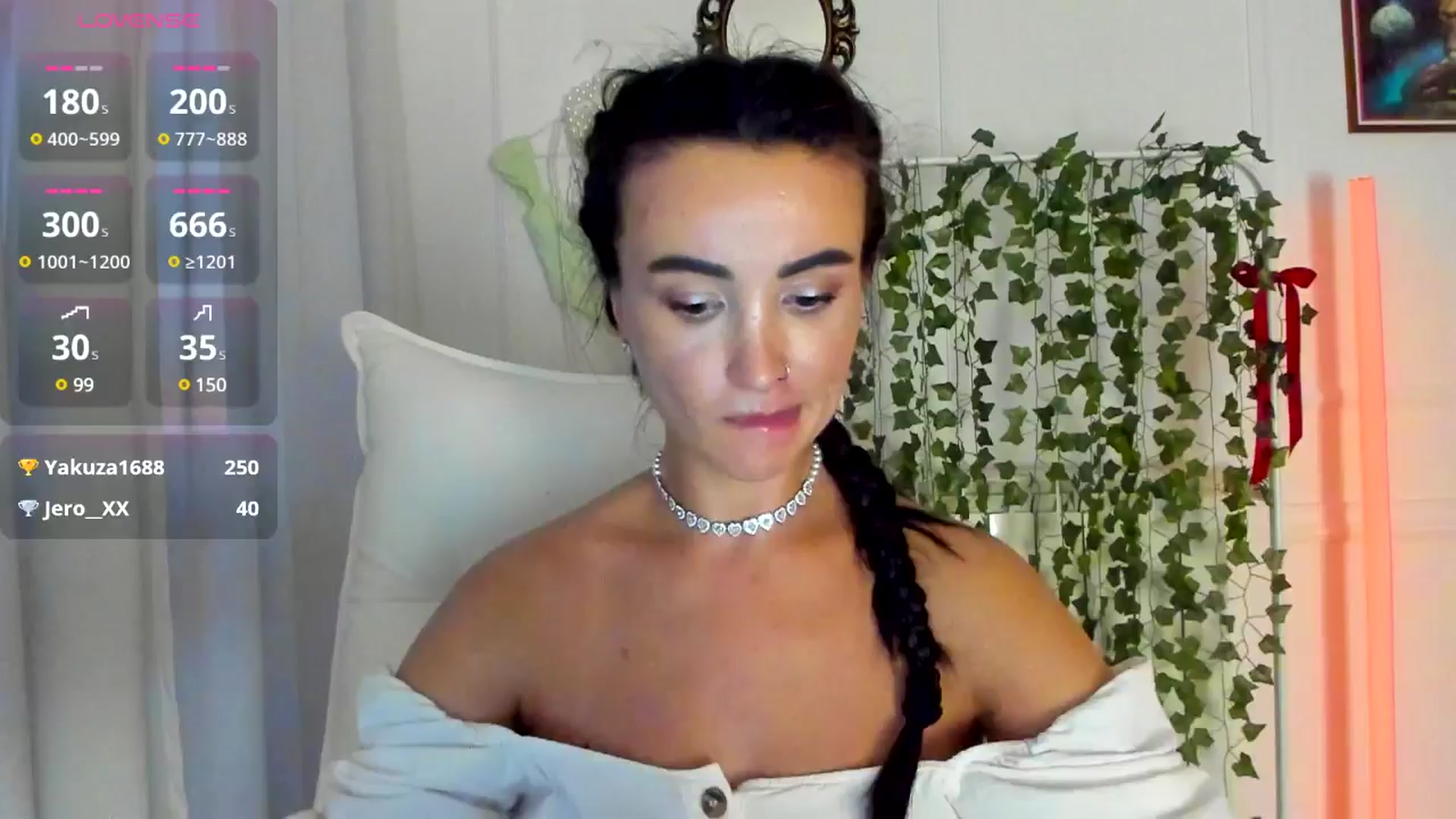 Gallery image thumbnail from AlyssiaKENT1's myfreecams stream on, 04/28/2025, 18:01 image 20 of 20